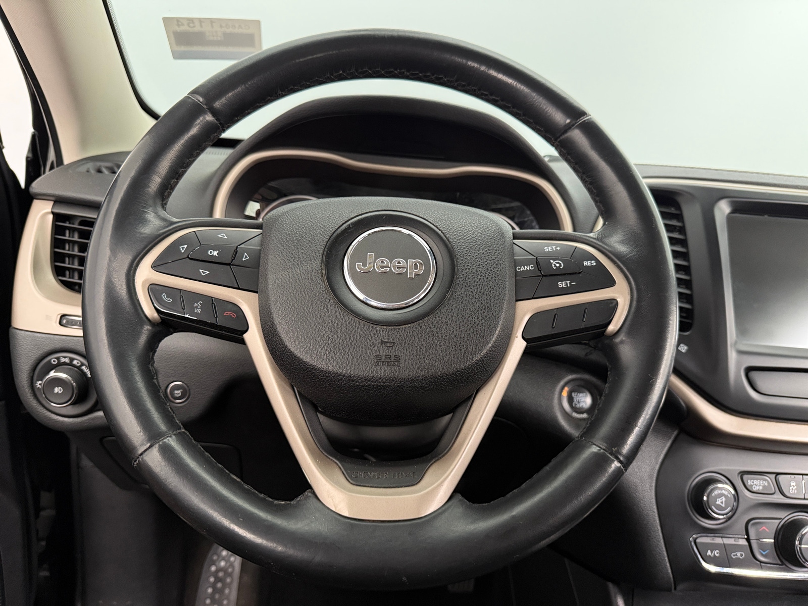 Thumbnail: 2015 Jeep Cherokee - 5