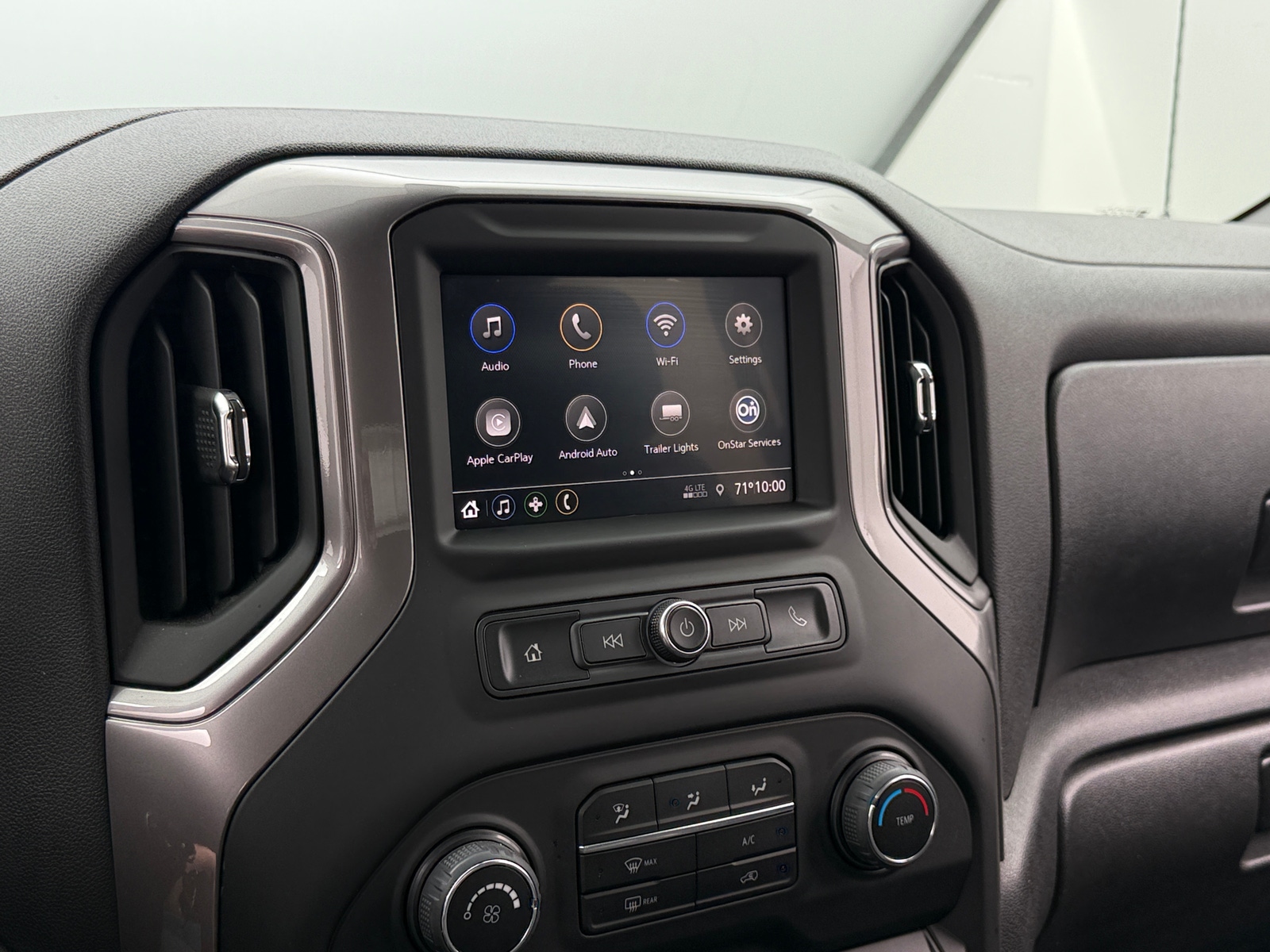 Thumbnail: 2022 Chevrolet Silverado 1500 - 4