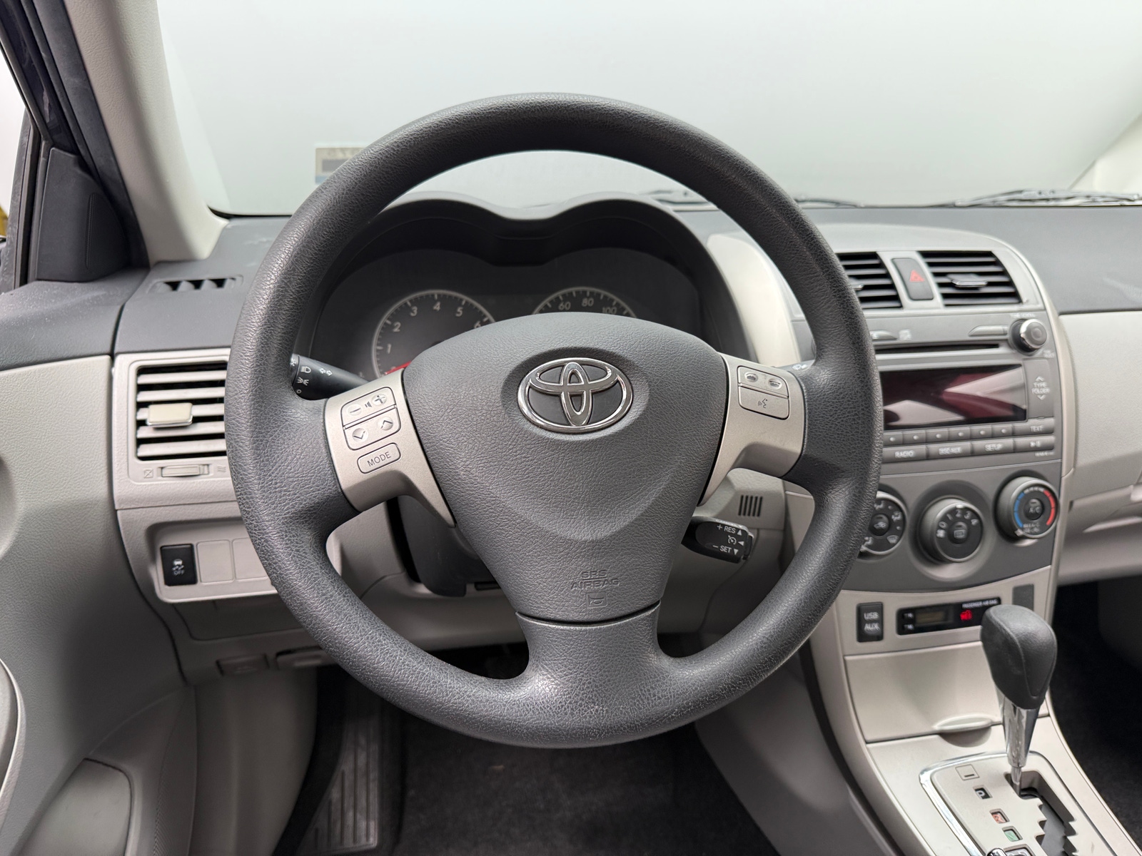 Thumbnail: 2011 Toyota Corolla - 5
