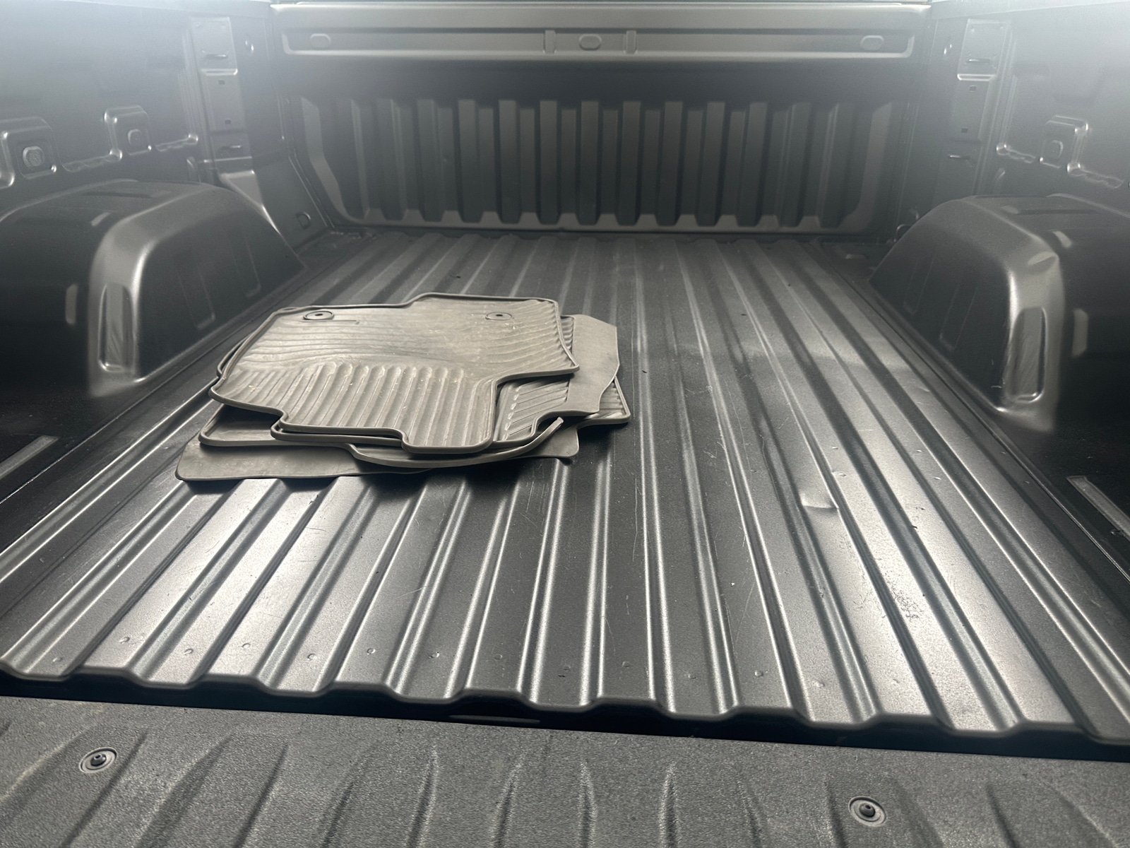Thumbnail: 2025 Chevrolet Silverado 1500 - 7