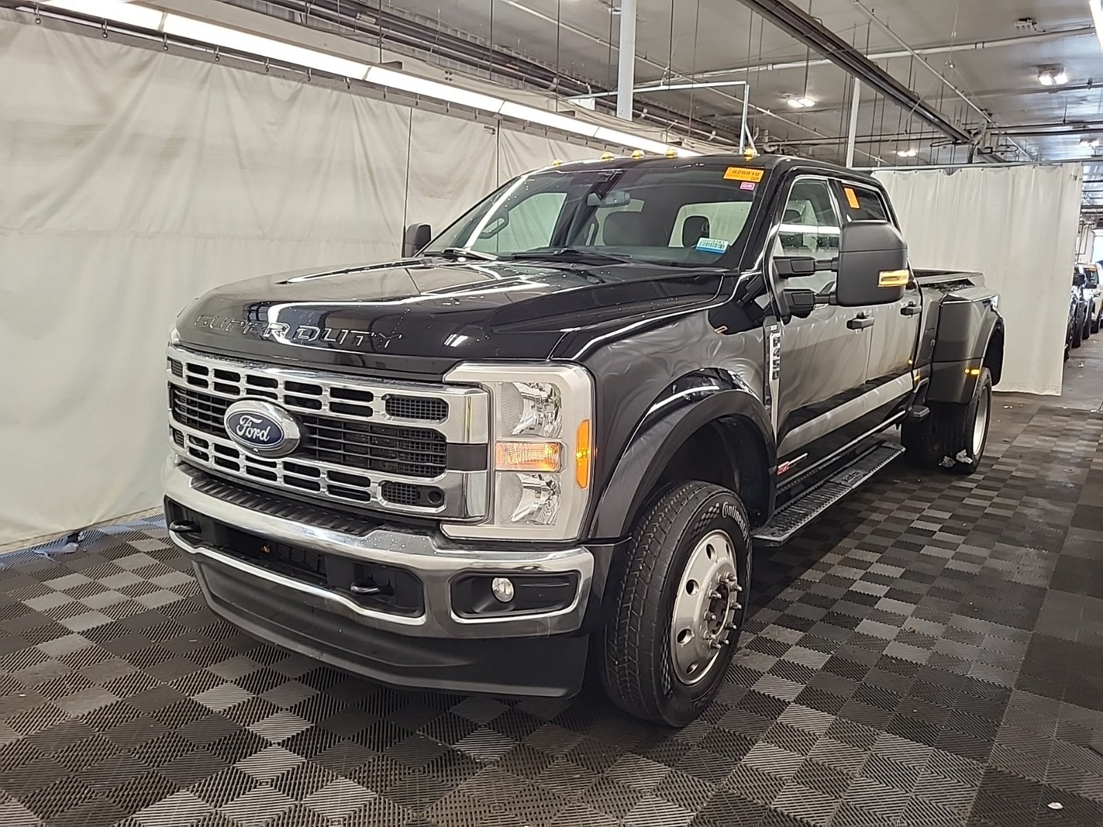 2023 Ford F-450 XLT 4WD Crew Cab 8' Box