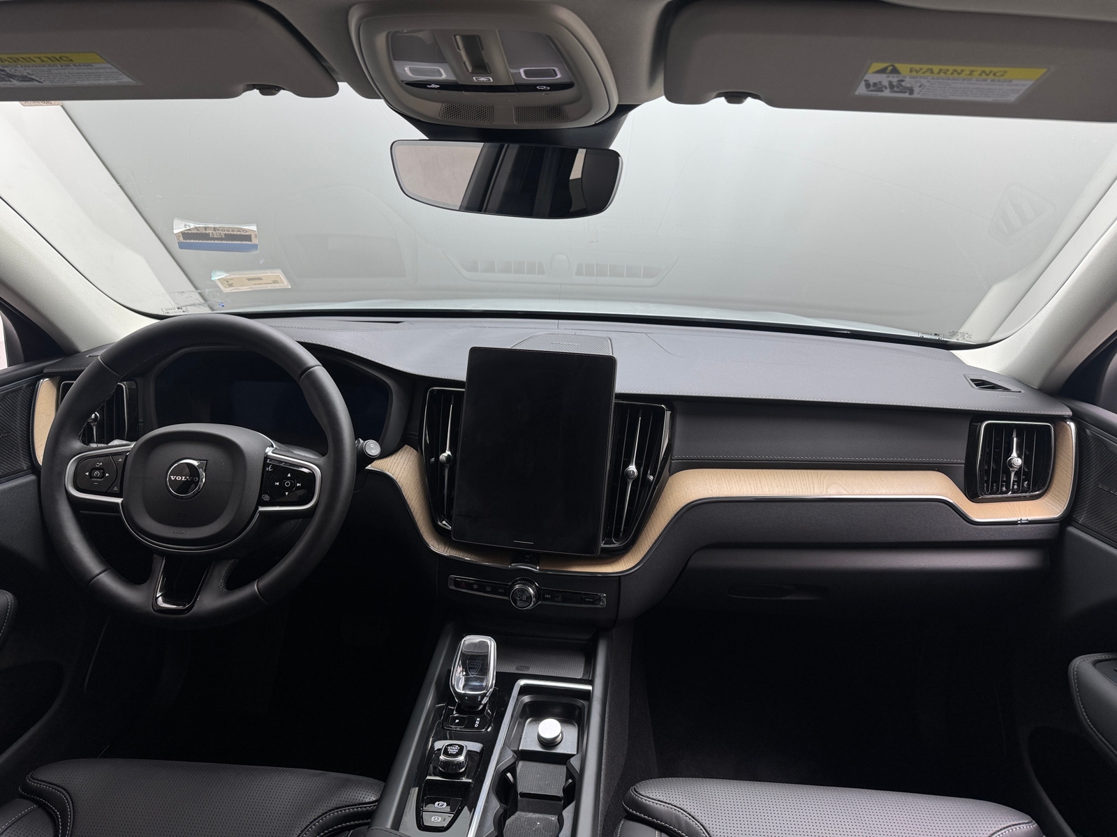 Thumbnail: 2026 Volvo XC60 - 2