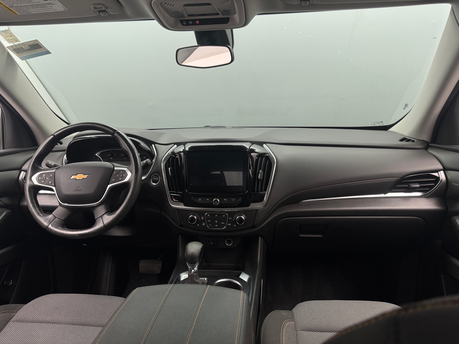 Thumbnail: 2021 Chevrolet Traverse - 3