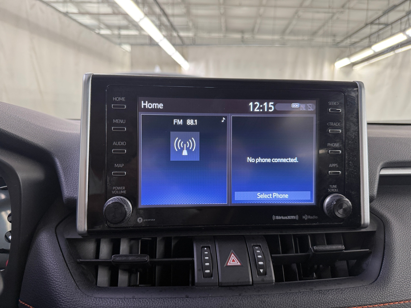Thumbnail: 2019 Toyota RAV4 - 3