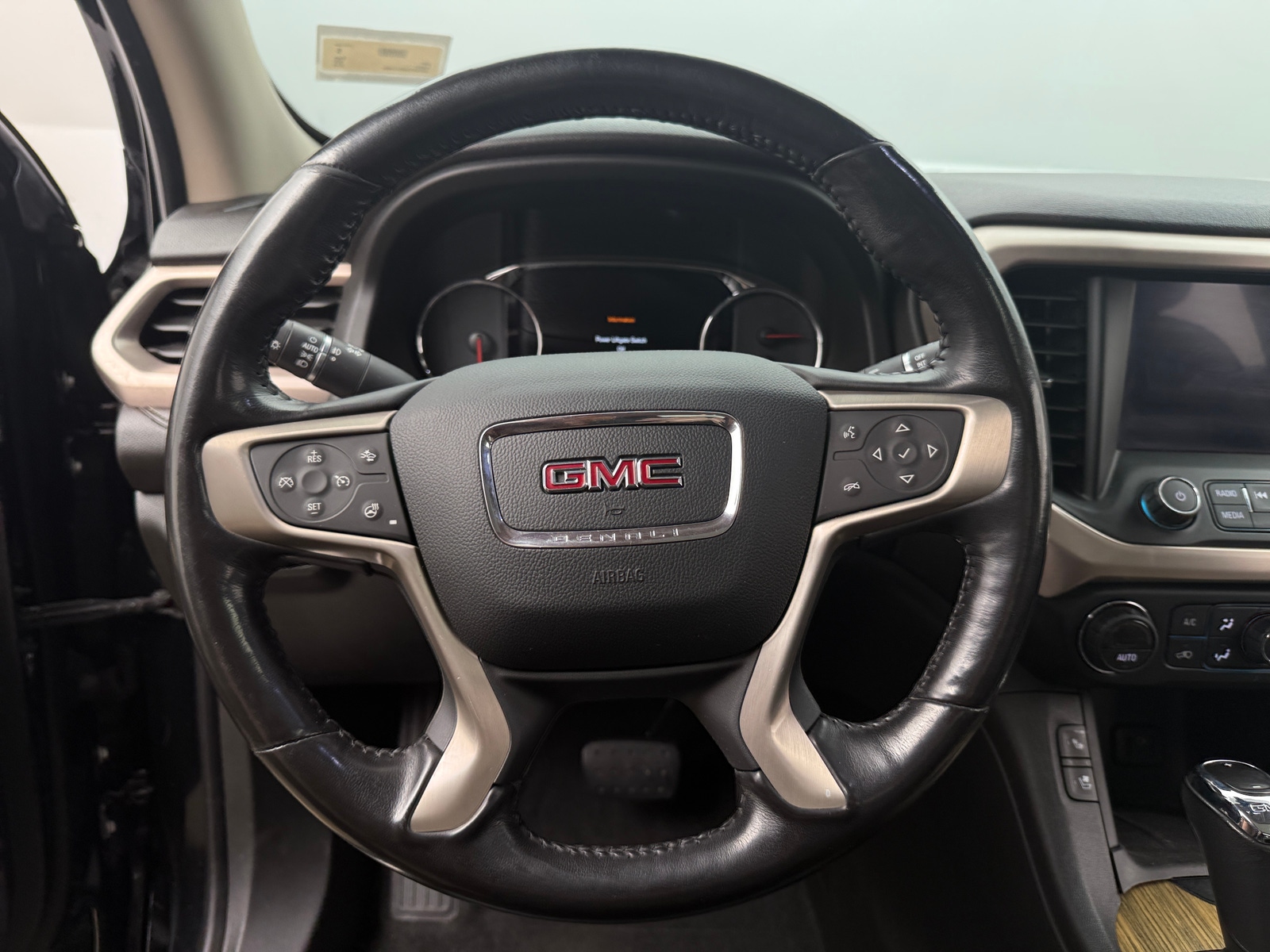 Thumbnail: 2019 GMC Acadia - 4