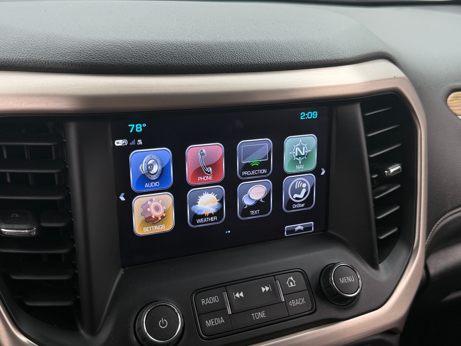 Thumbnail: 2019 GMC Acadia - 3
