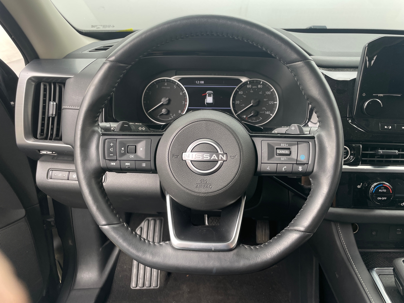 Thumbnail: 2024 Nissan Pathfinder - 4