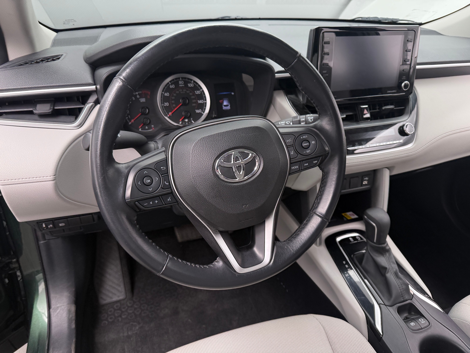 Thumbnail: 2022 Toyota Corolla Cross - 5