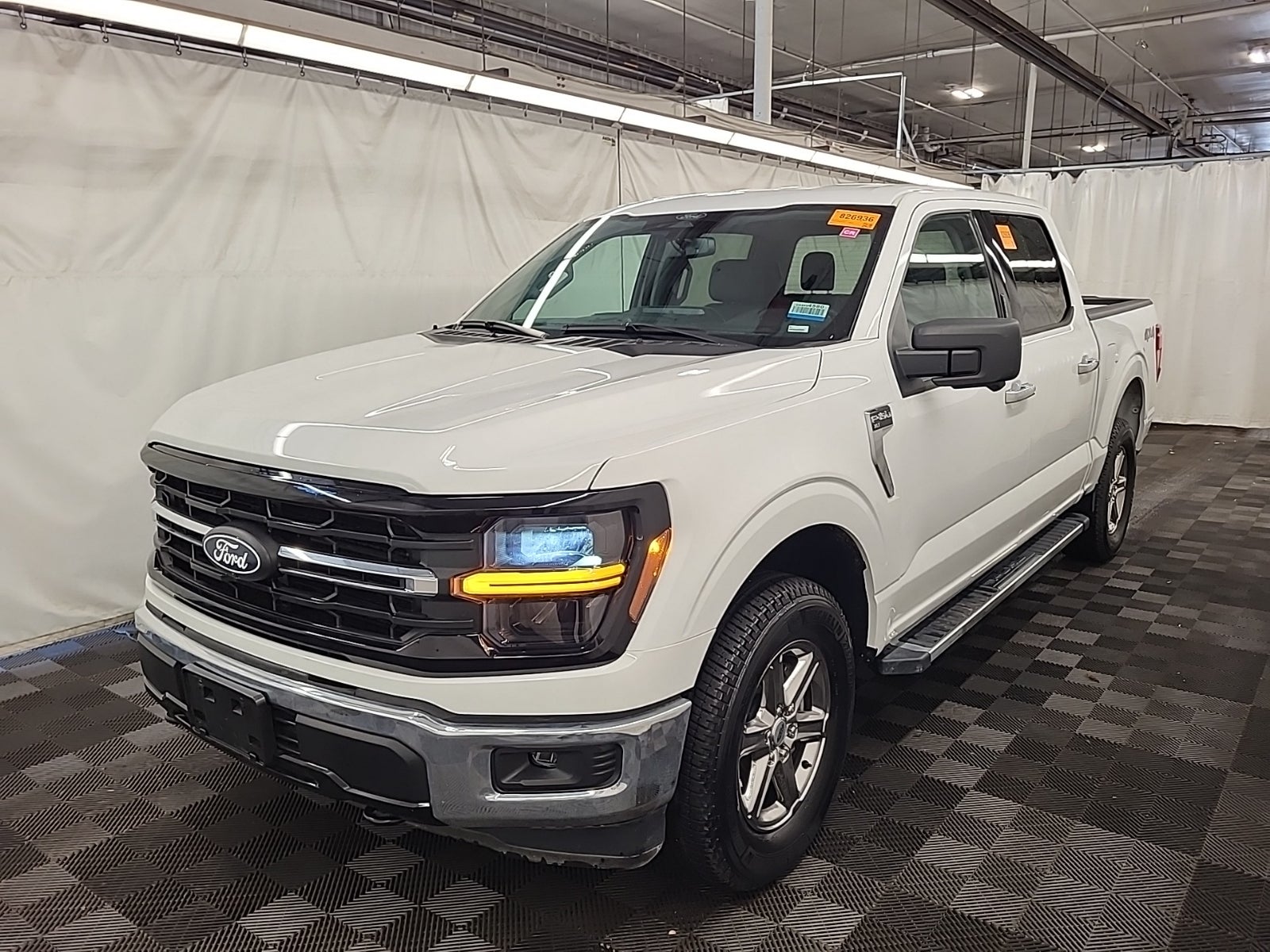2024 Ford F-150 XLT 4WD Supercrew 5.5' Box