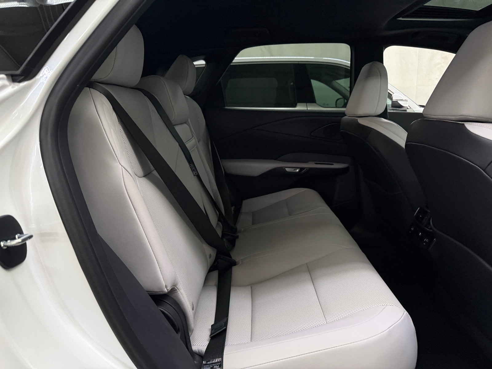 Thumbnail: 2025 Lexus RX - 6