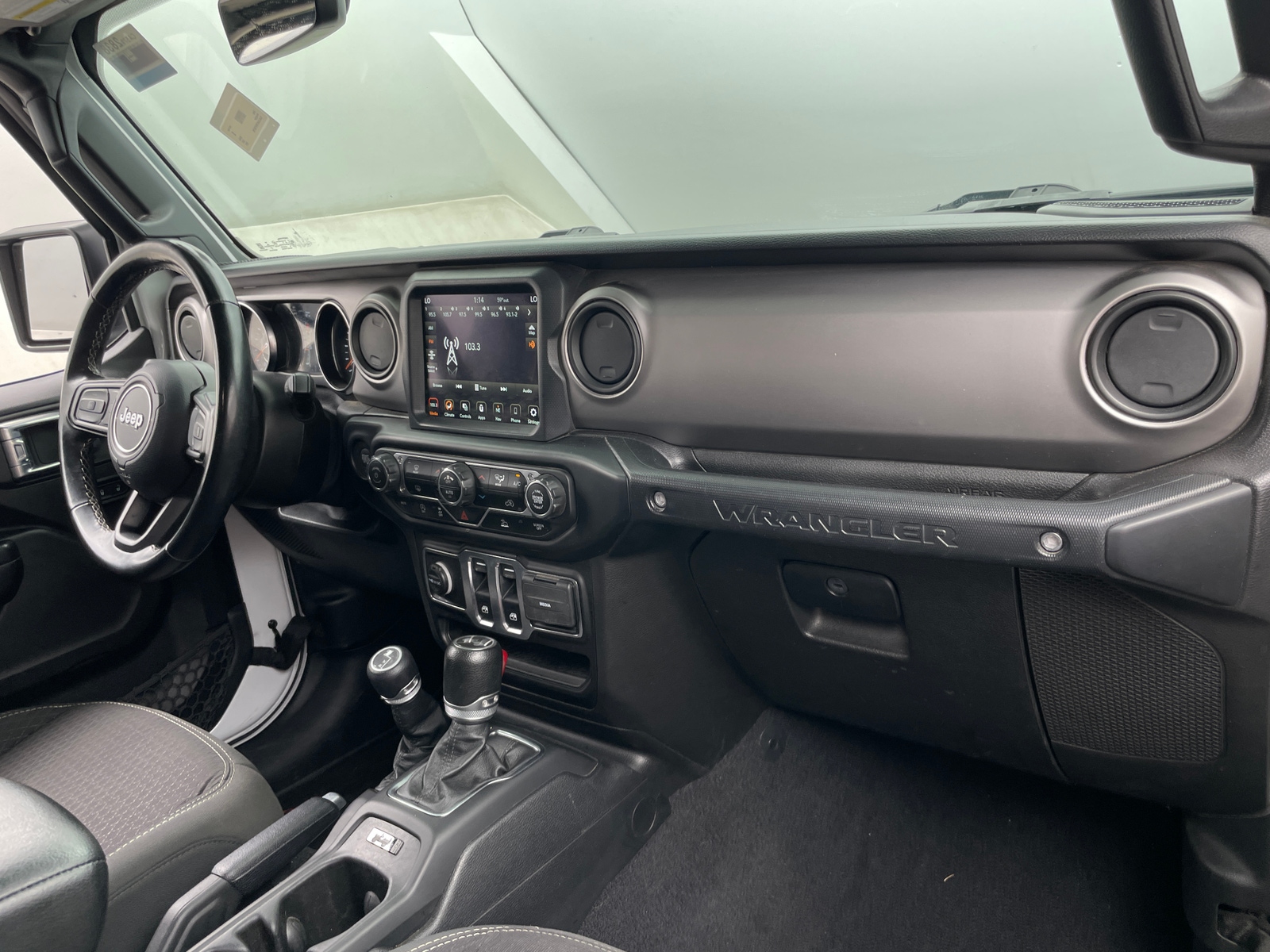 Thumbnail: 2021 Jeep Wrangler - 3