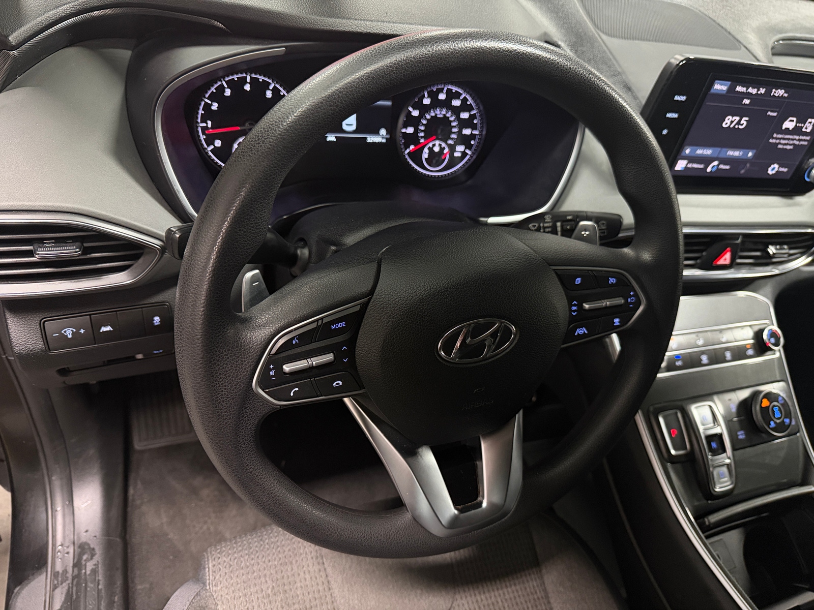 Thumbnail: 2023 Hyundai Santa Fe - 5