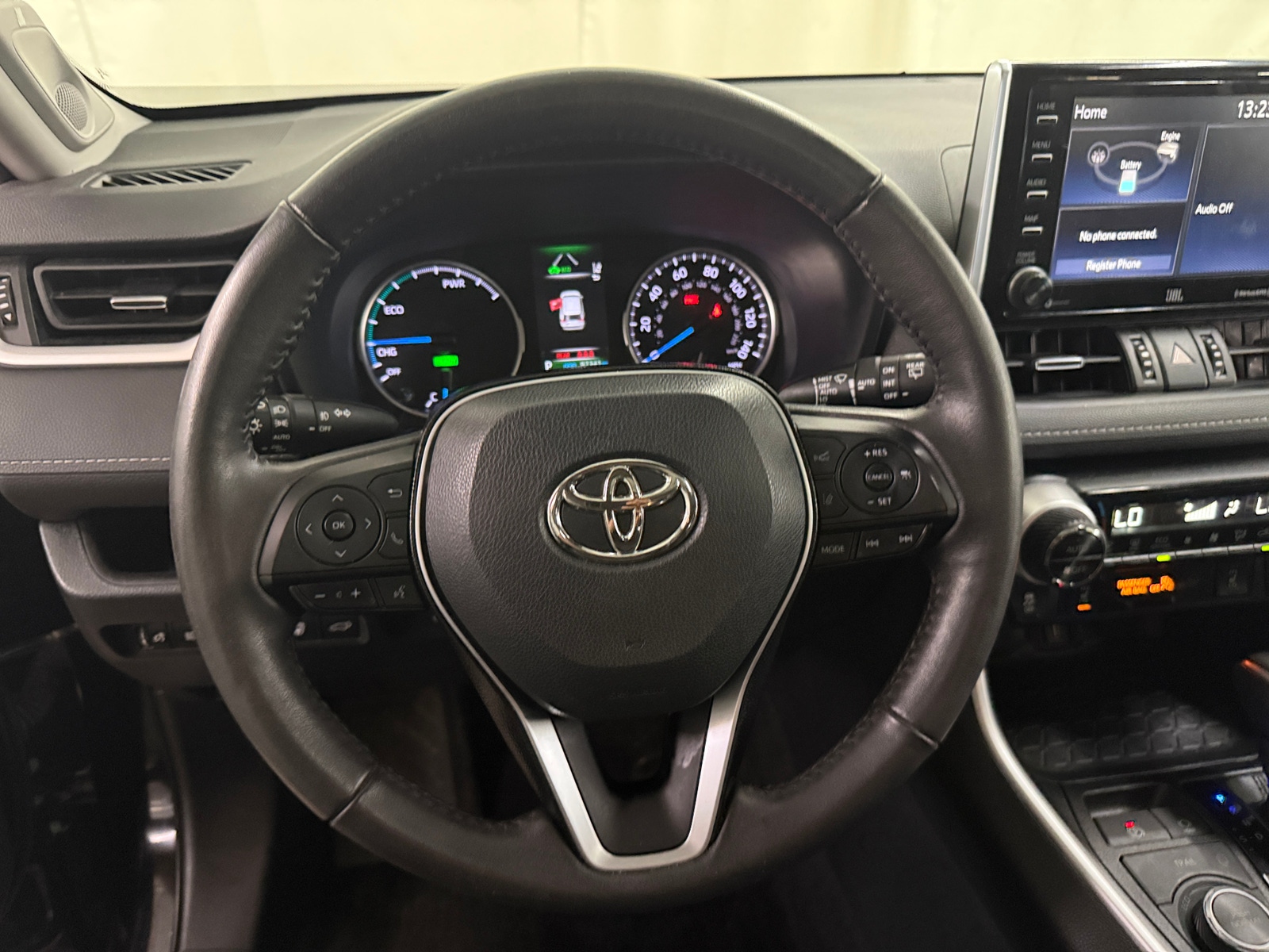 Thumbnail: 2021 Toyota RAV4 - 4