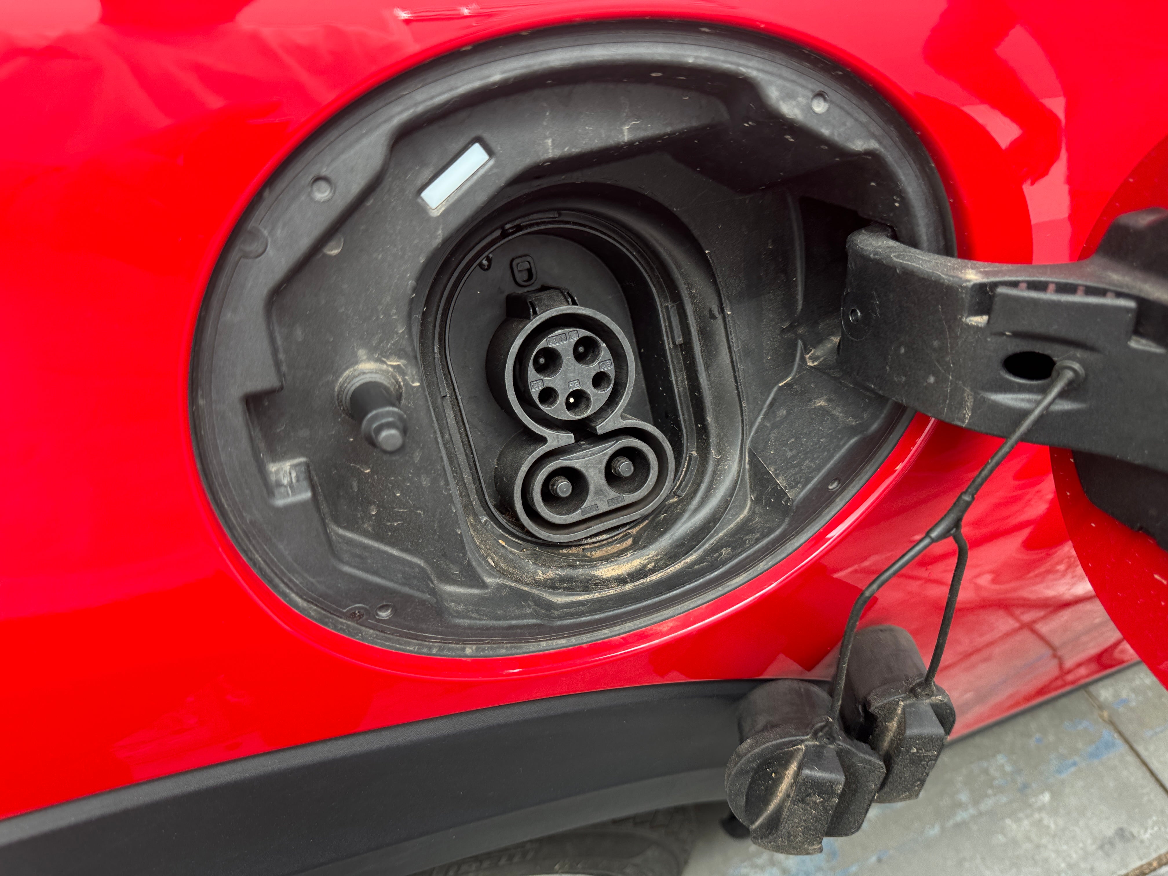 Used 2023 MINI Hardtop 2 Door SE with VIN WMW13DJ04P2T31354 for sale in Auburn, WA