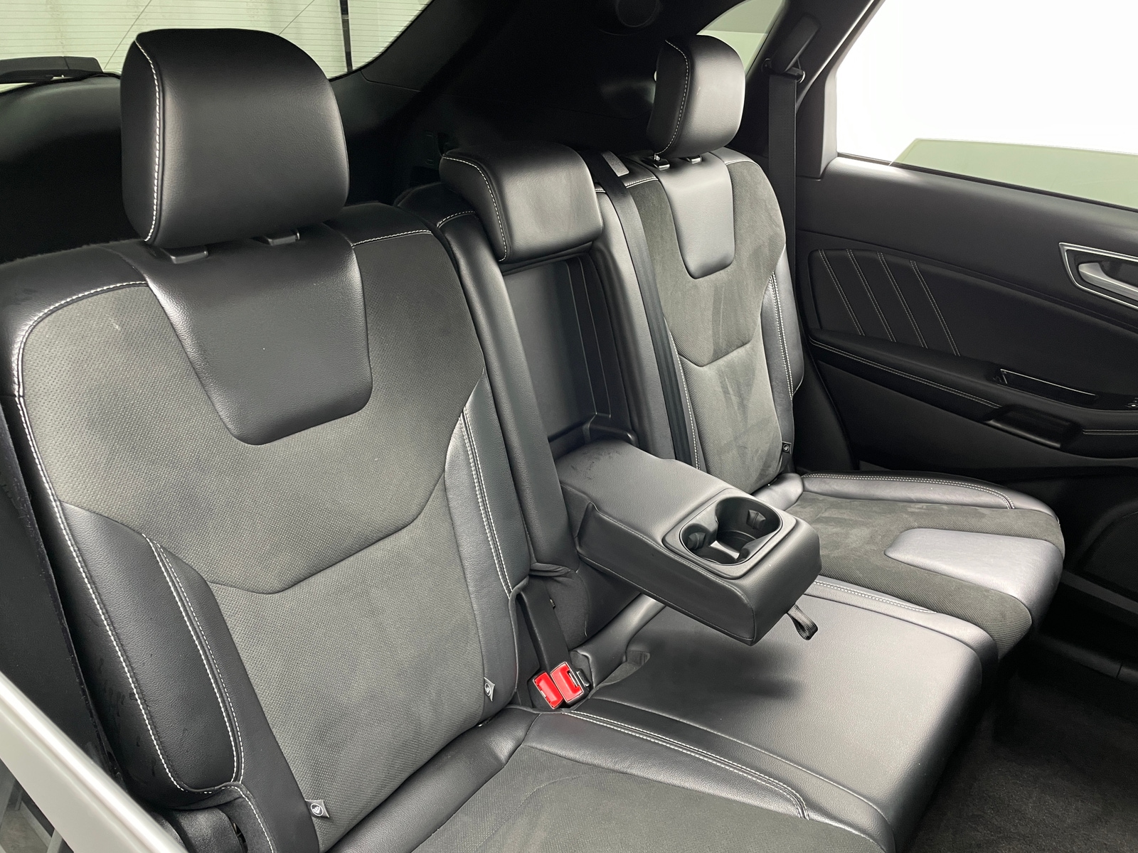 Thumbnail: 2019 Ford Edge - 5