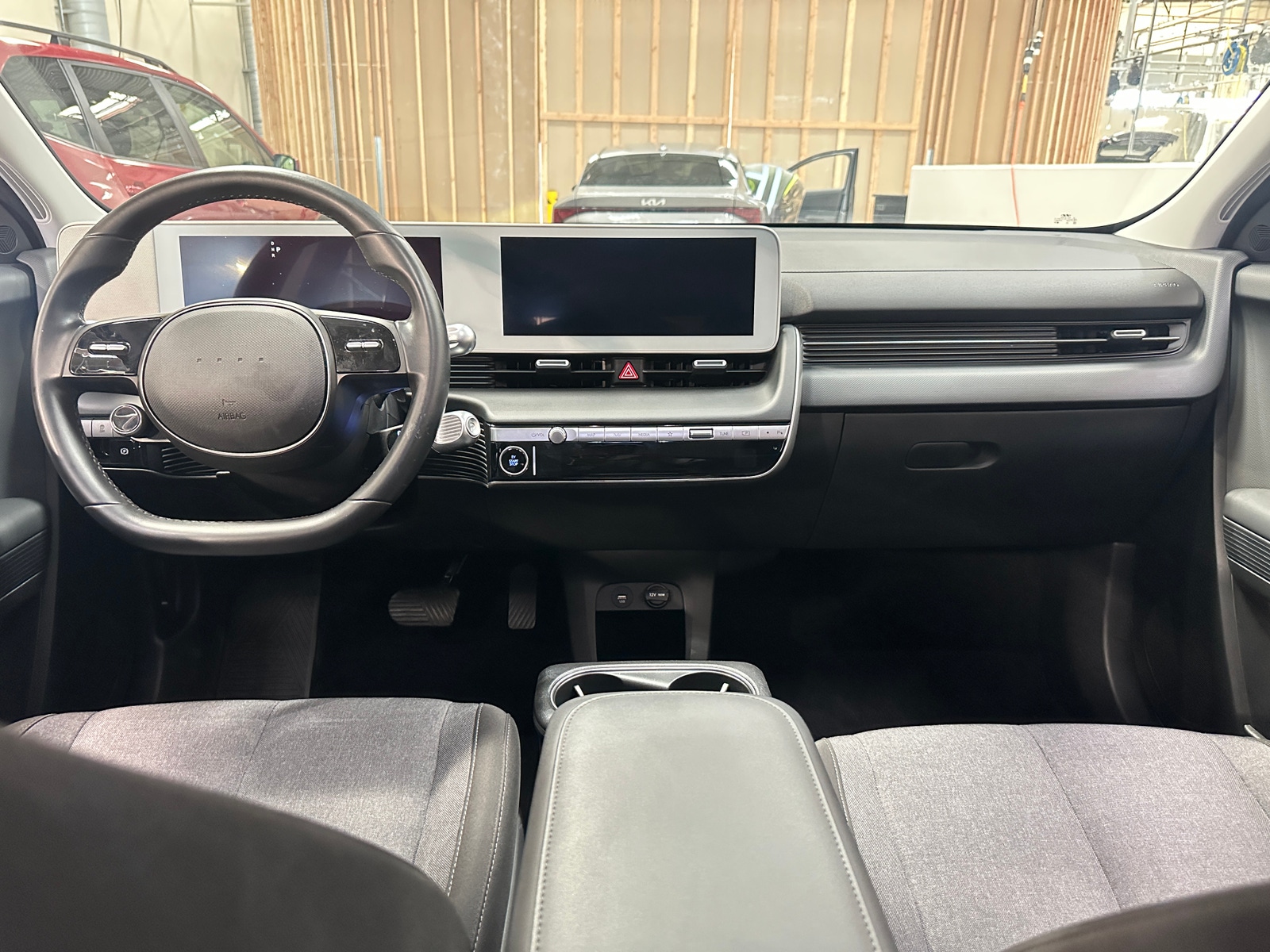 Thumbnail: 2023 Hyundai Ioniq 5 - 3