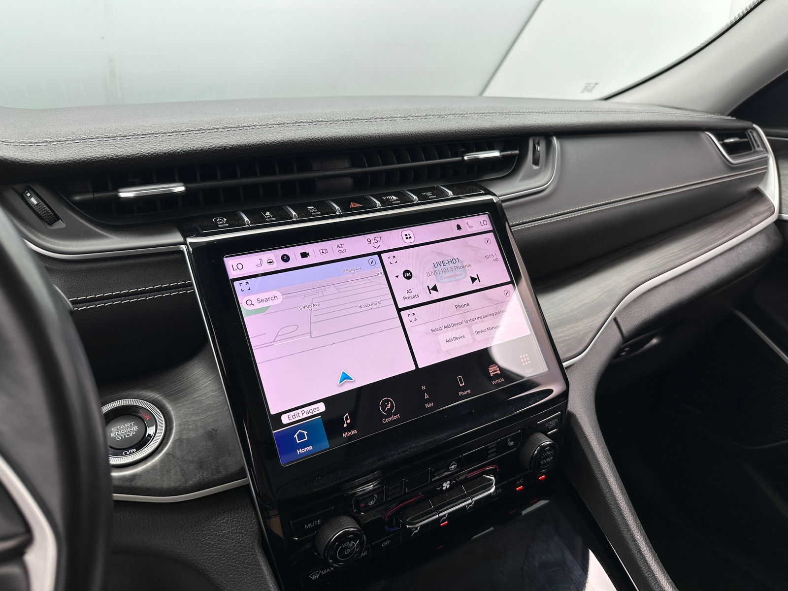 Thumbnail: 2021 Jeep Grand Cherokee L - 3