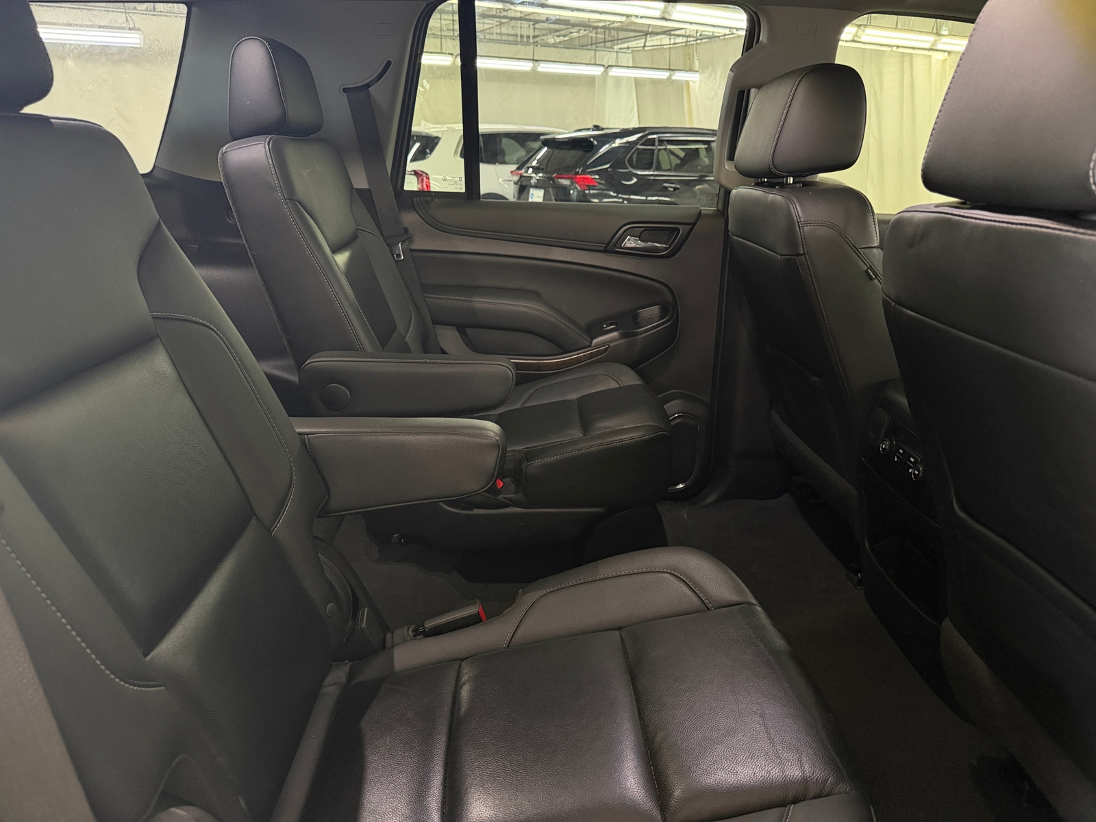 Thumbnail: 2019 Chevrolet Tahoe - 5