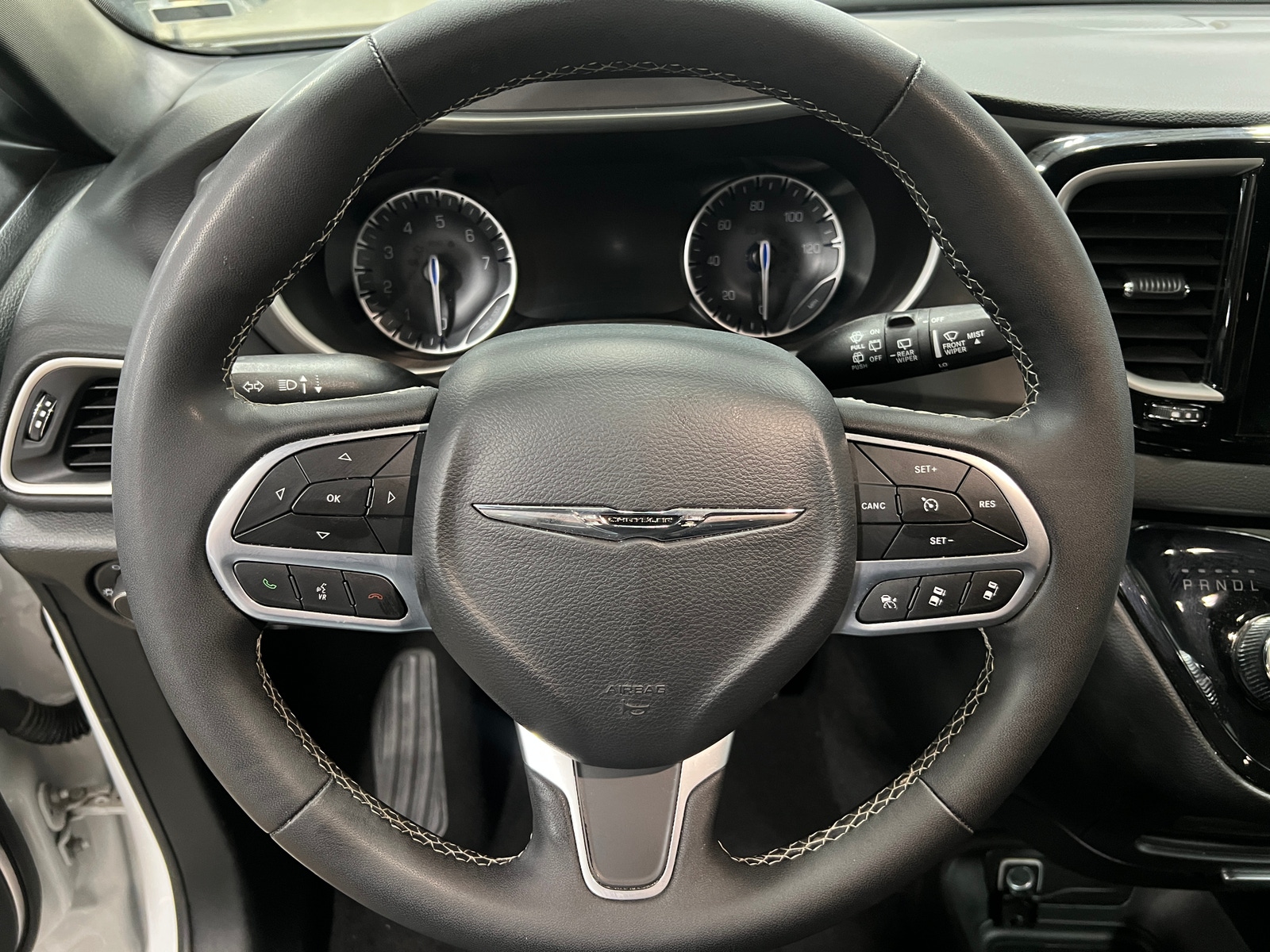 Thumbnail: 2025 Chrysler Pacifica - 4