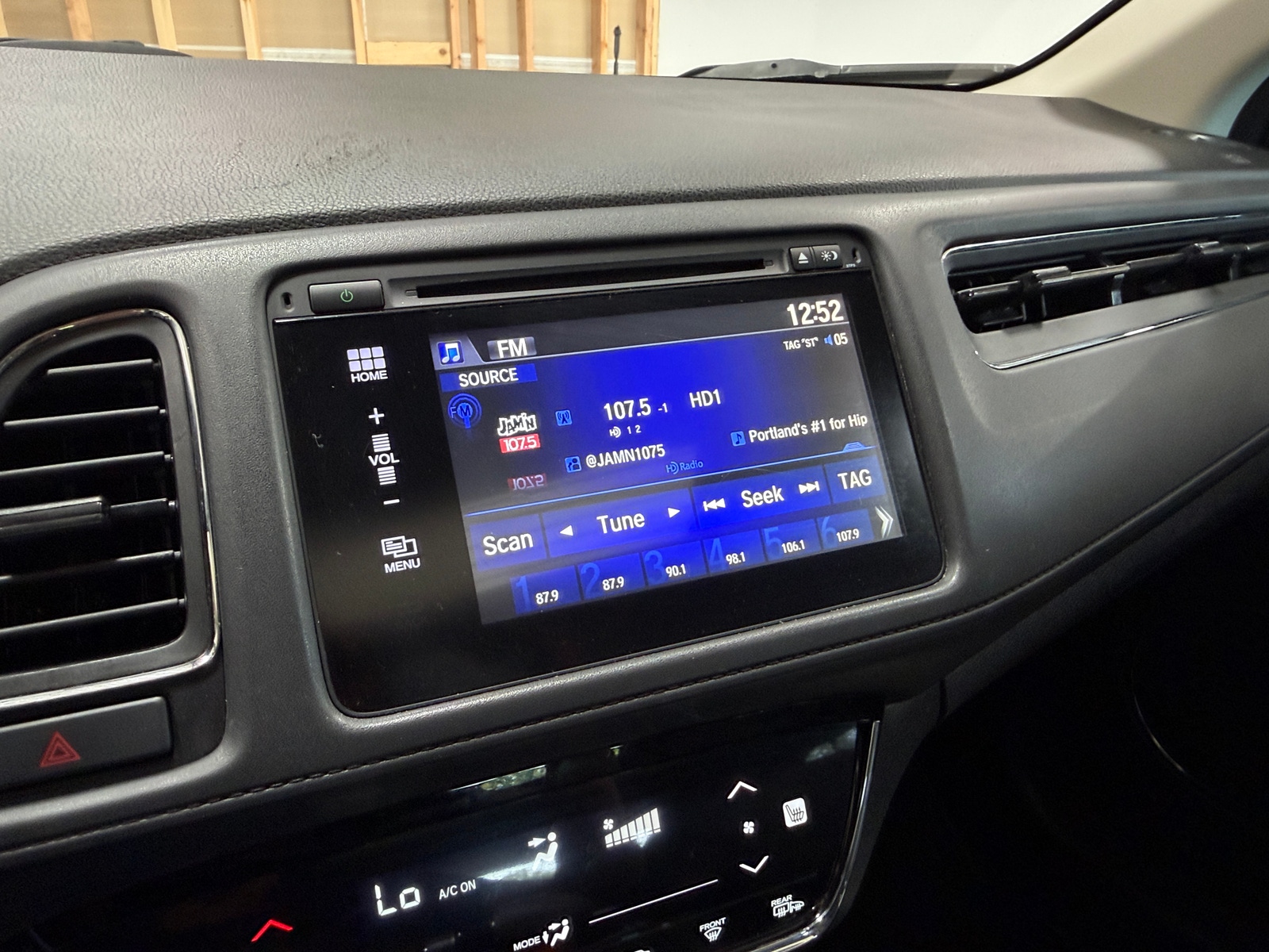Thumbnail: 2017 Honda HR-V - 3
