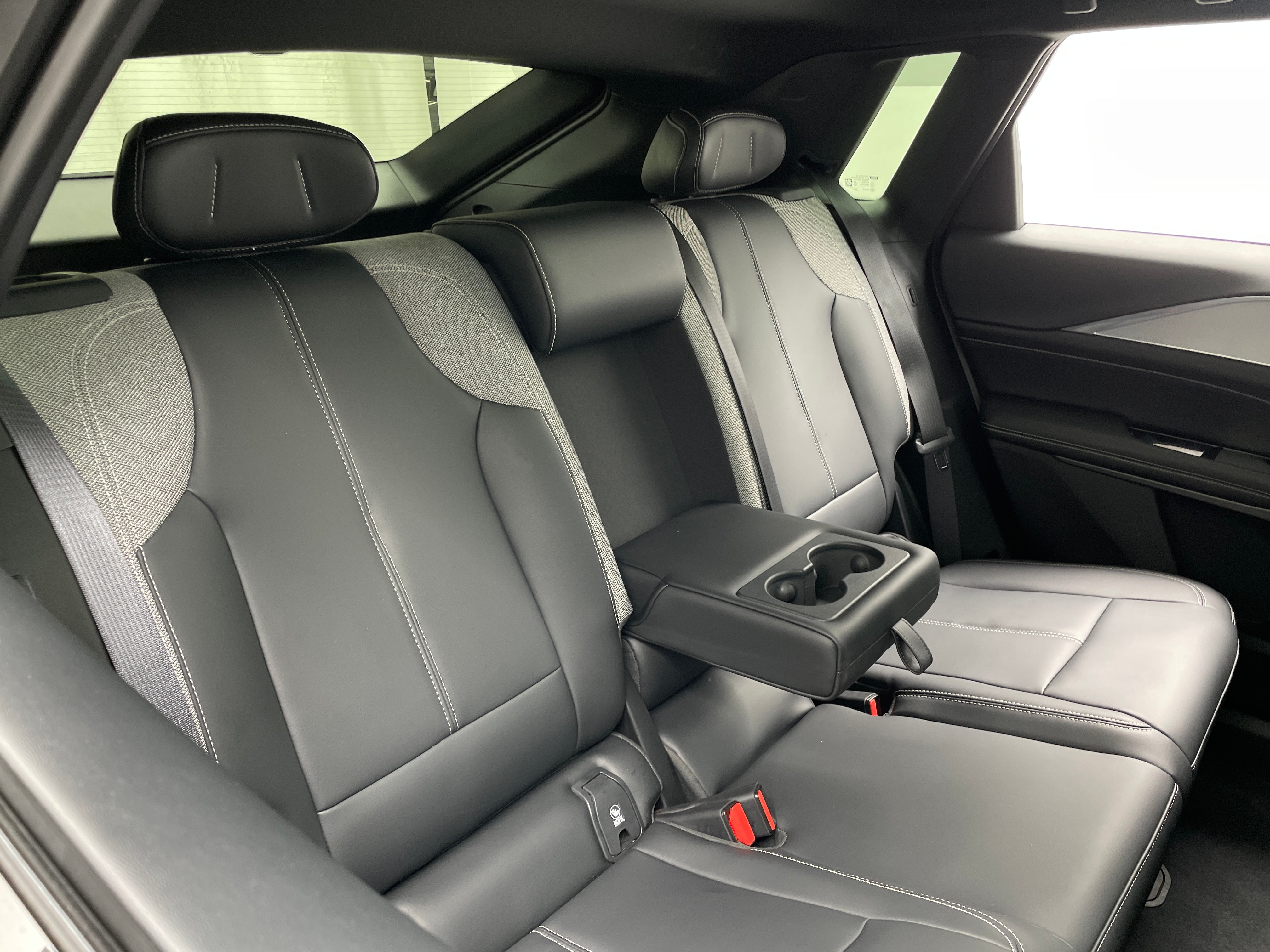 Used 2024 Cadillac LYRIQ Tech with VIN 1GYKPMRK7RZ119554 for sale in Auburn, WA