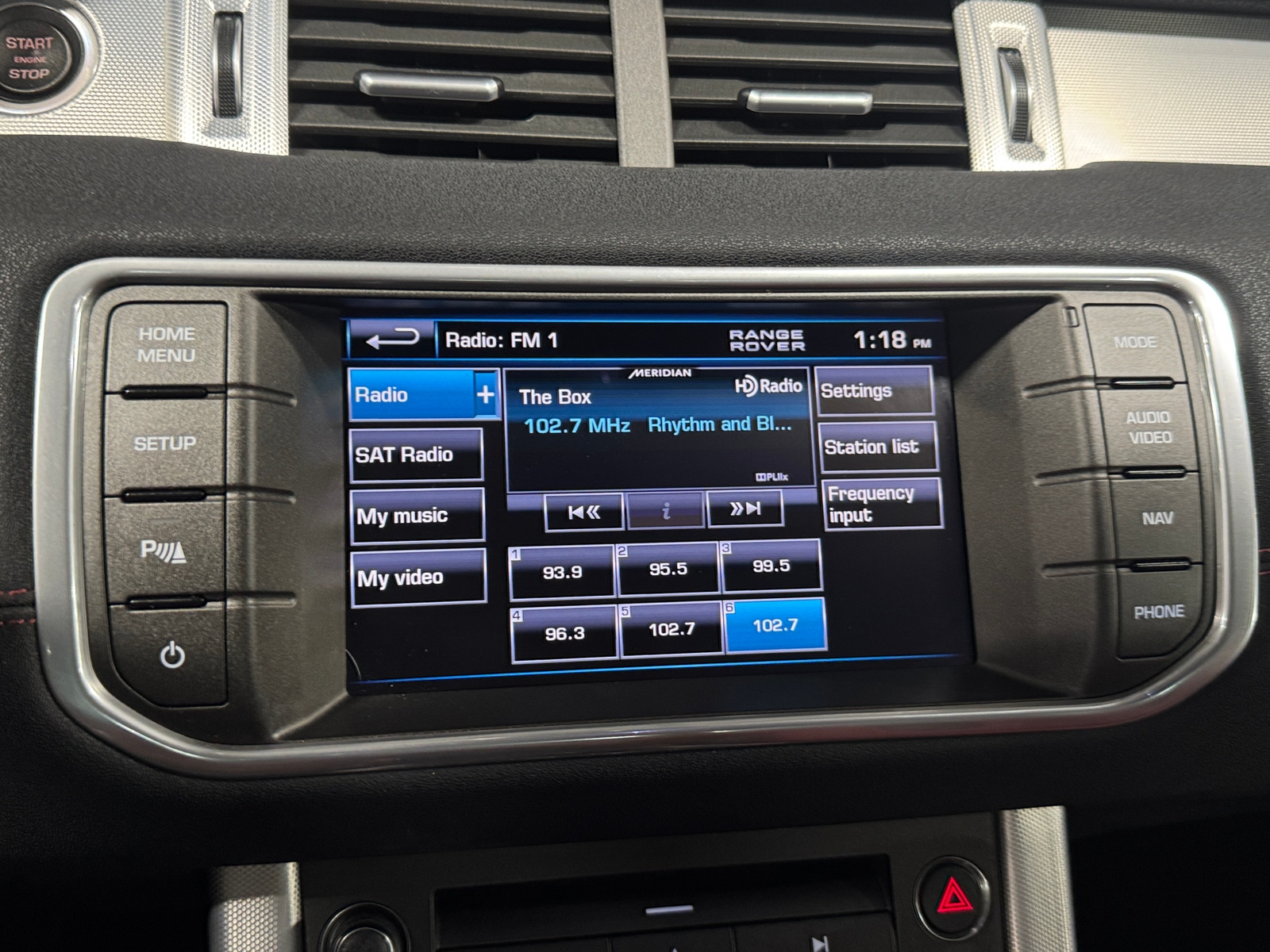 Thumbnail: 2013 Land Rover Range Rover Evoque - 3