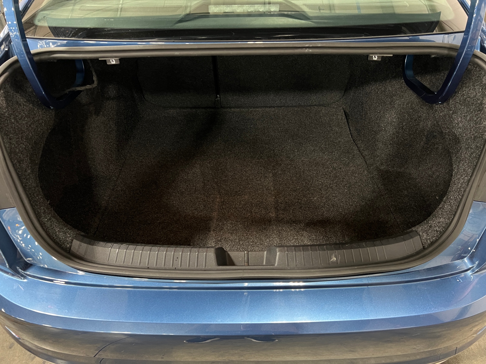 Thumbnail: 2019 Volkswagen Jetta - 7
