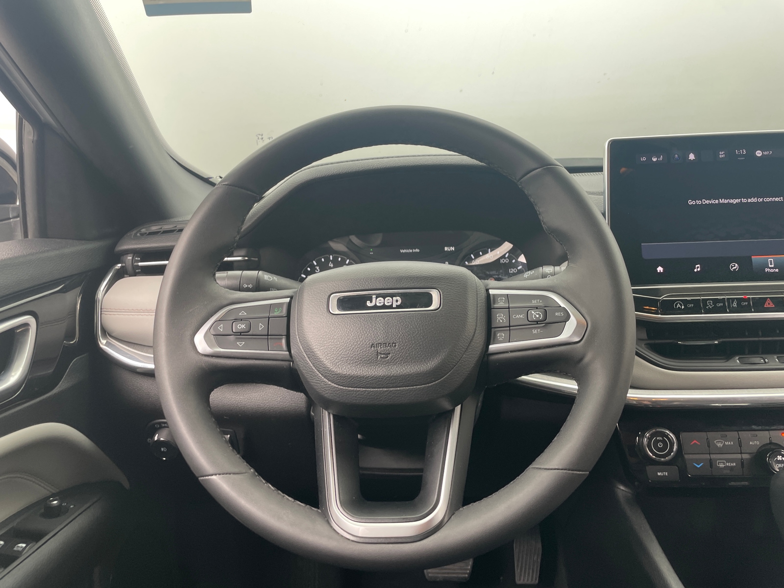 Thumbnail: 2023 Jeep Compass - 4
