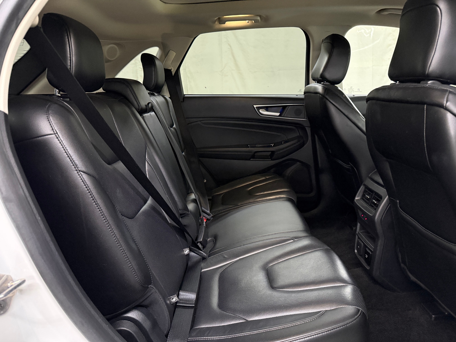 Thumbnail: 2020 Ford Edge - 5