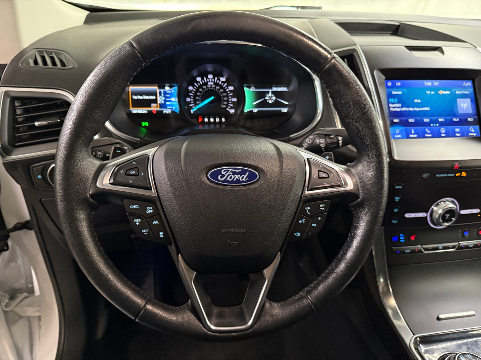 Thumbnail: 2020 Ford Edge - 4