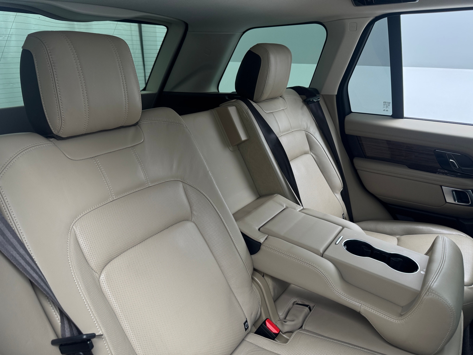 Thumbnail: 2019 Land Rover Range Rover - 5