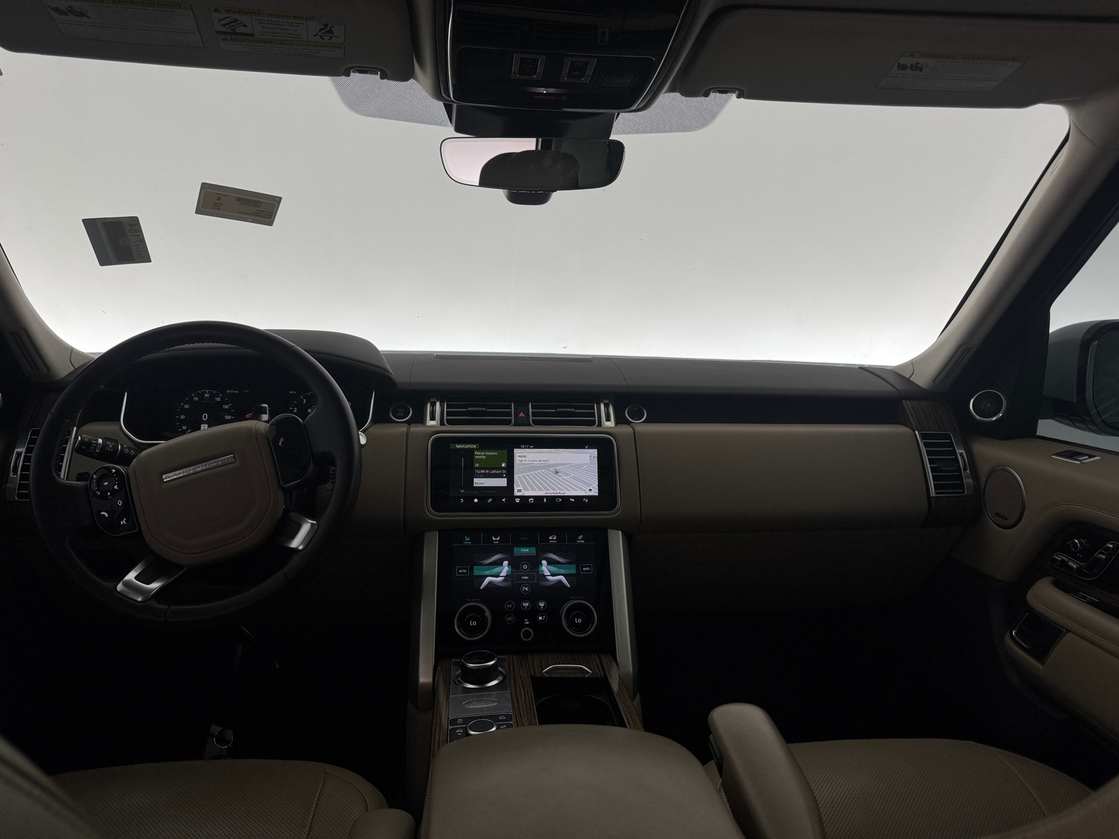 Thumbnail: 2019 Land Rover Range Rover - 2