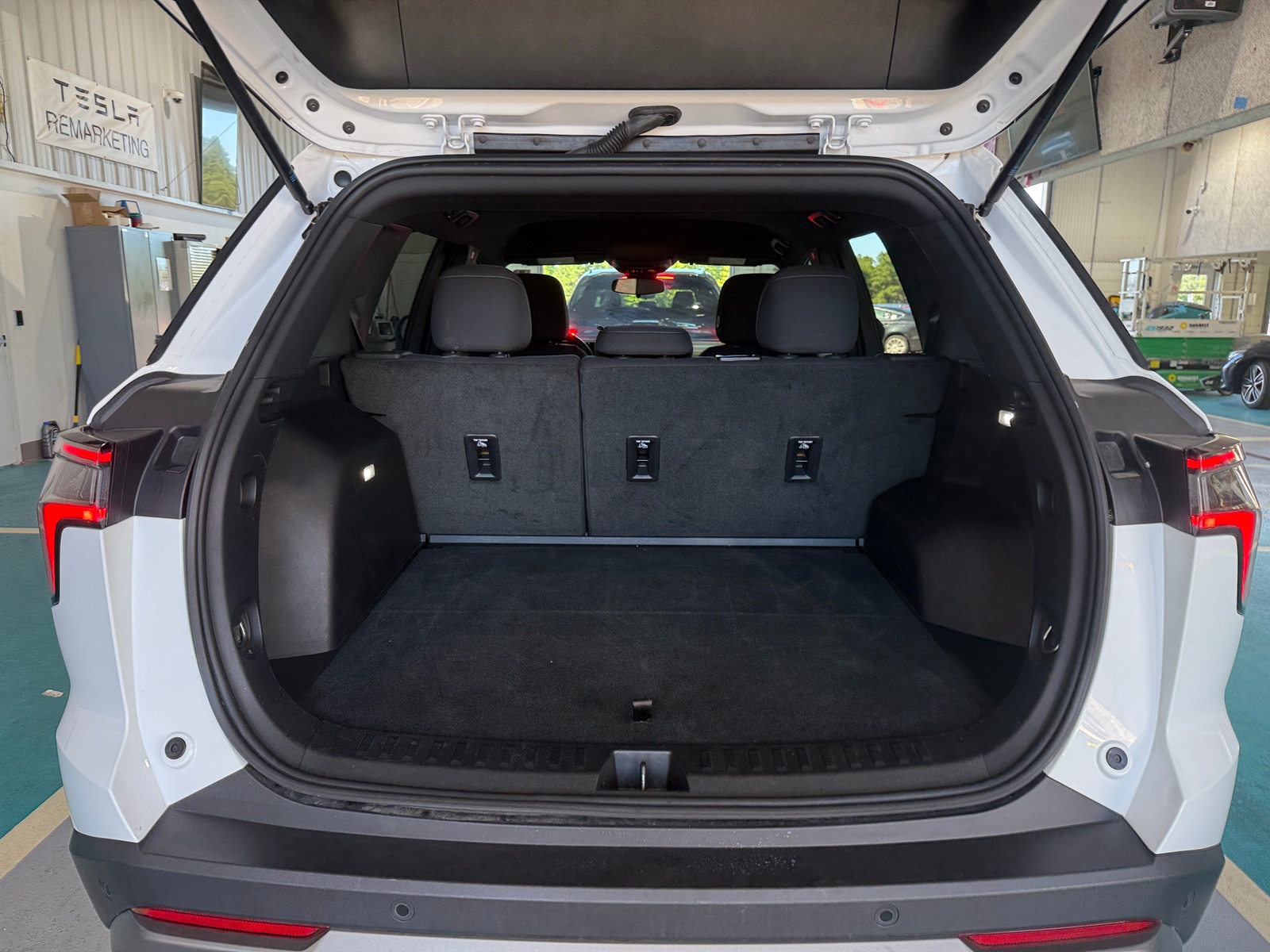 Thumbnail: 2025 Chevrolet Equinox - 7