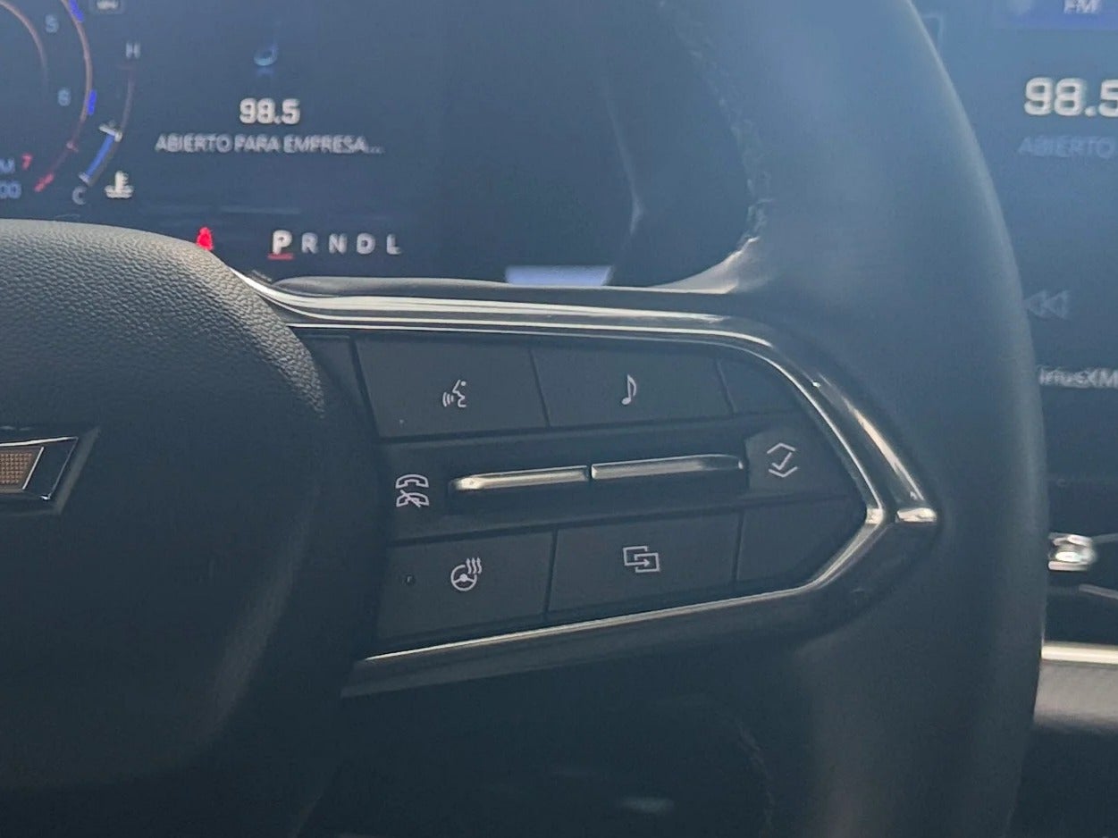2025 Chevrolet Equinox LT - Photo 19