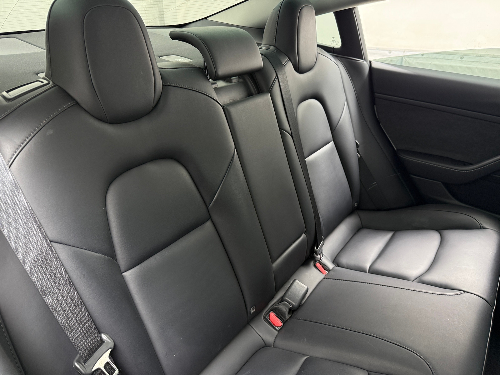 Thumbnail: 2022 Tesla Model 3 - 5
