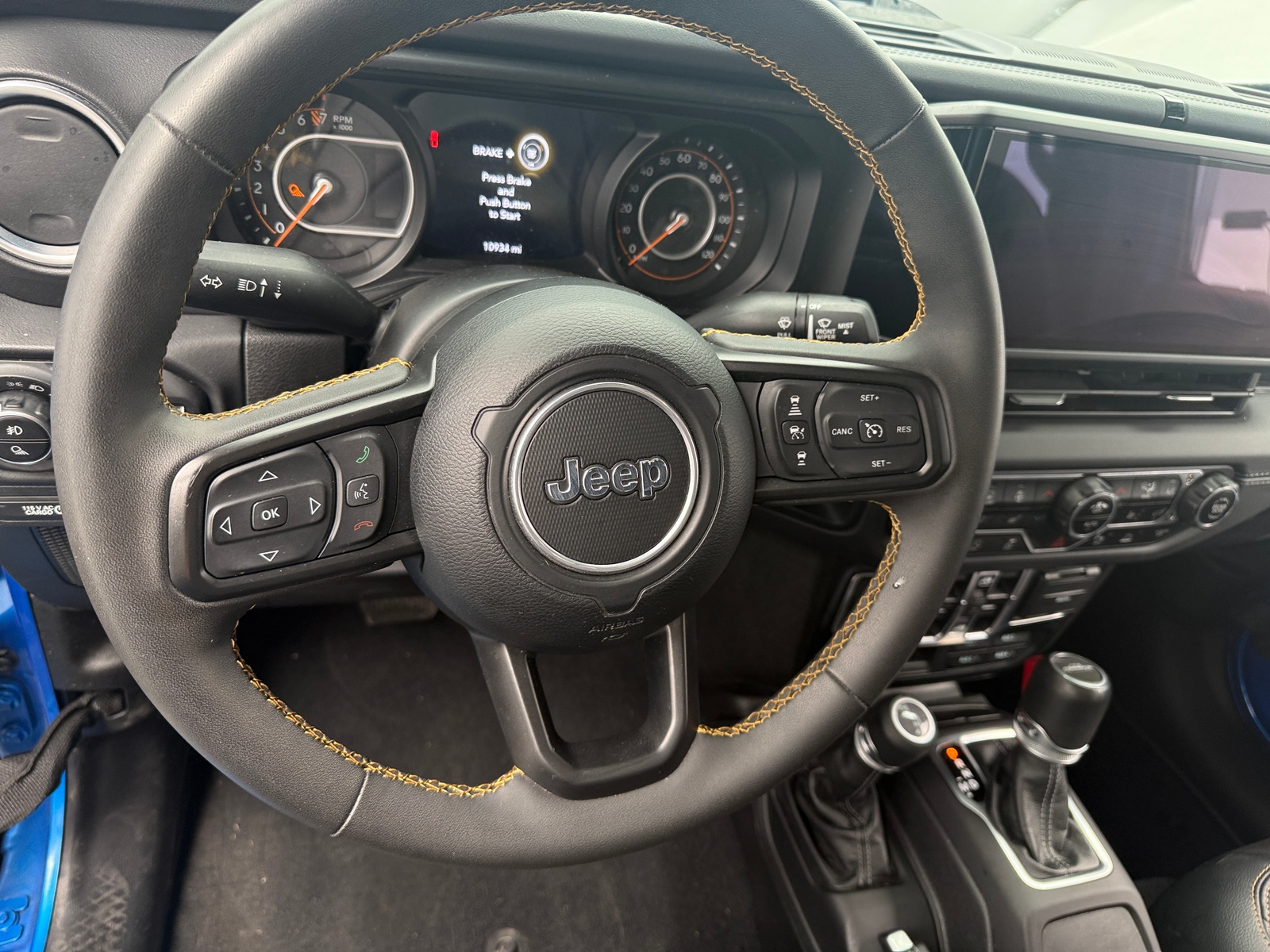 Thumbnail: 2024 Jeep Gladiator - 4