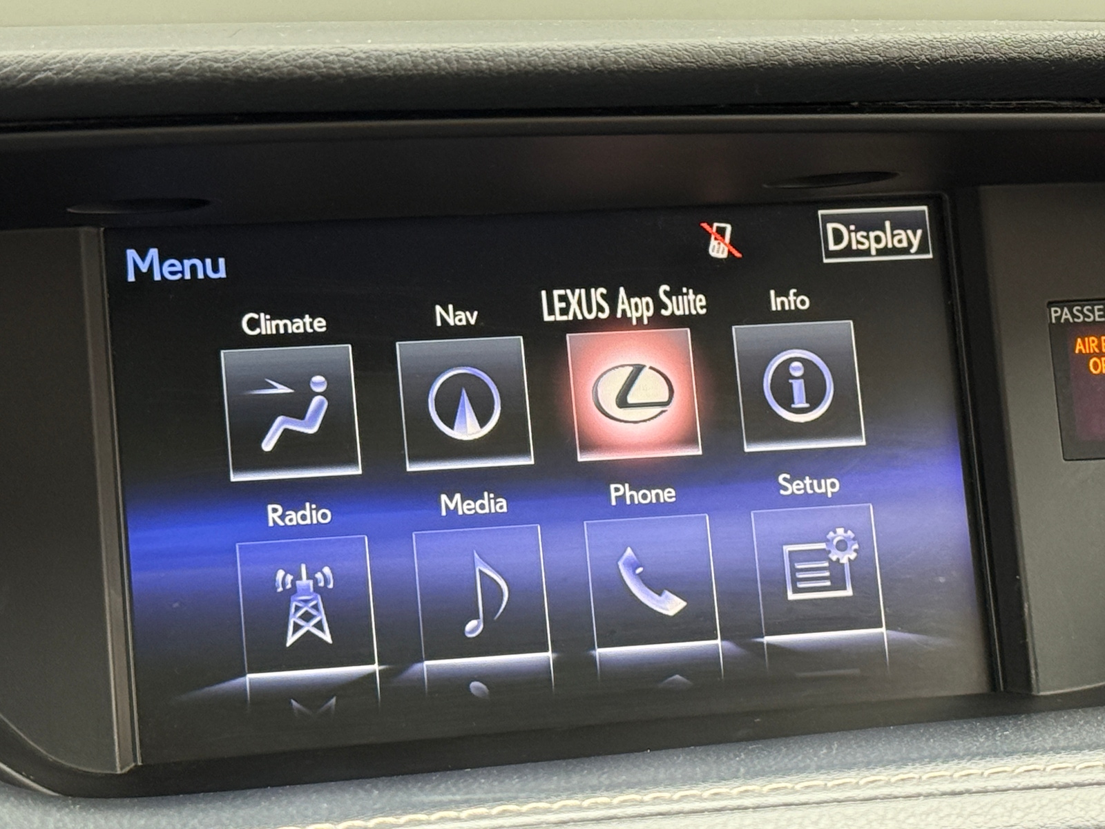 Thumbnail: 2015 Lexus ES - 3