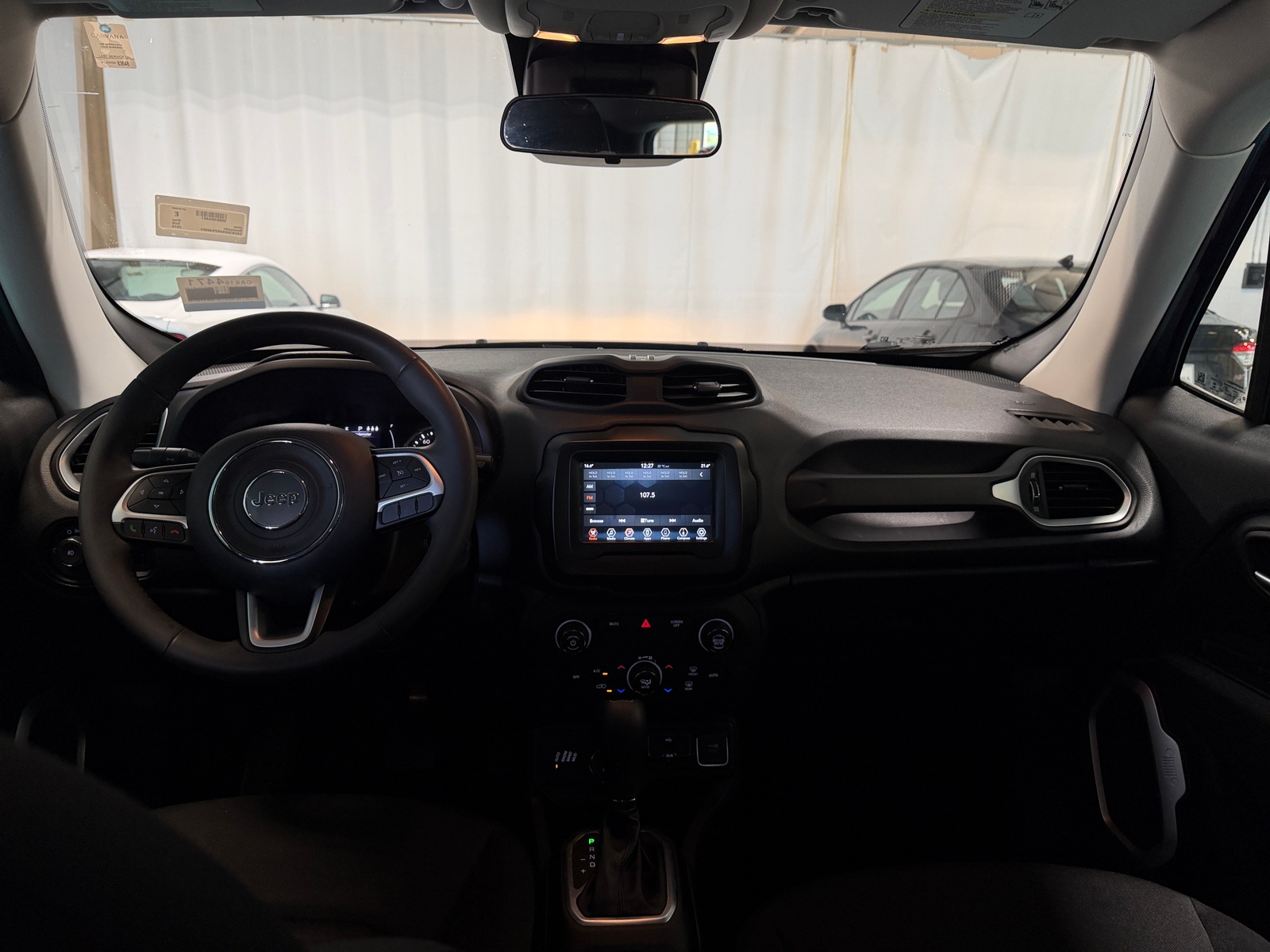Thumbnail: 2019 Jeep Renegade - 3