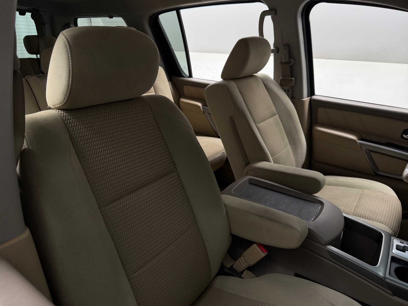 Thumbnail: 2015 Nissan Armada - 2
