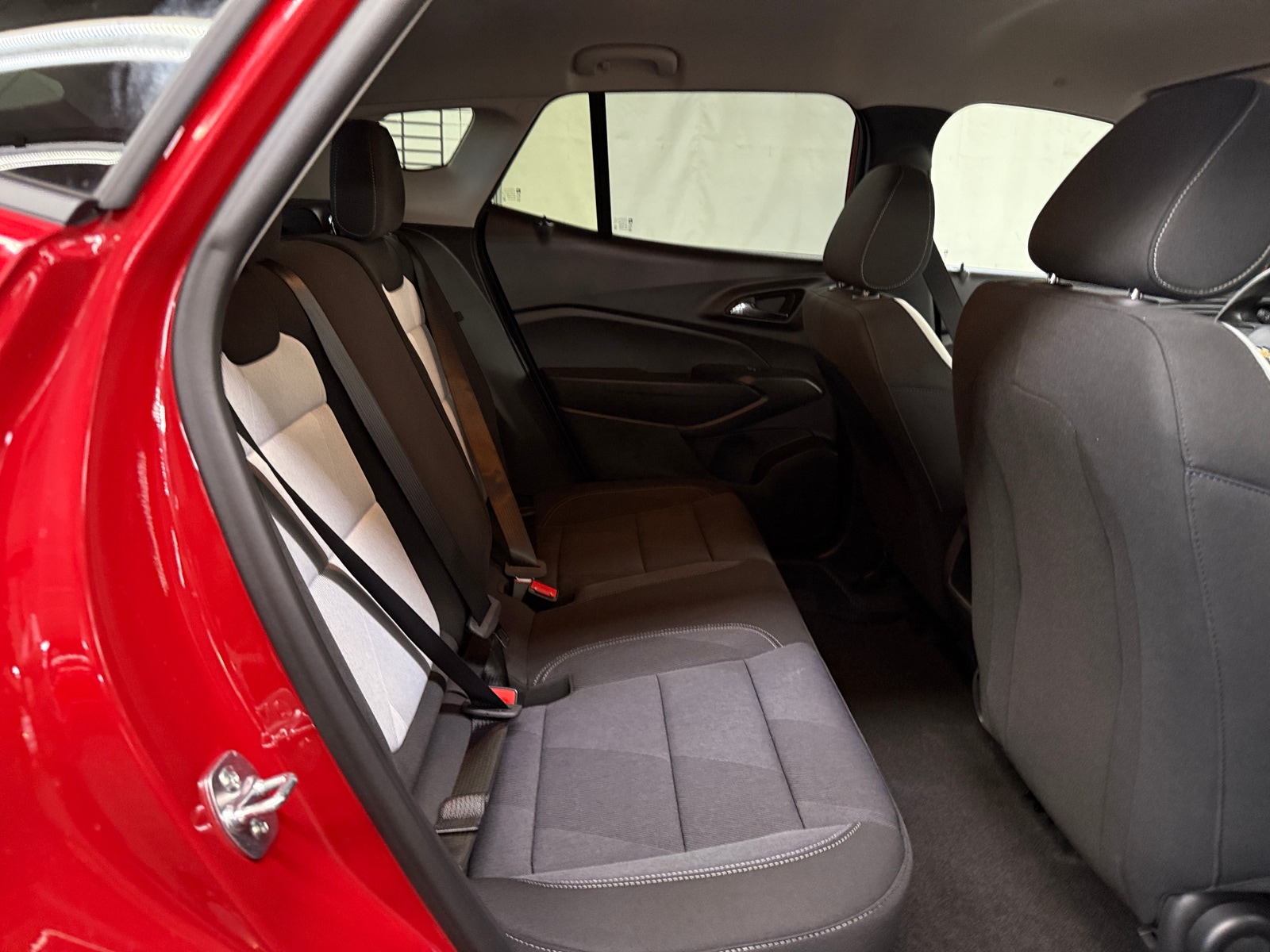 Thumbnail: 2026 Chevrolet Trax - 6