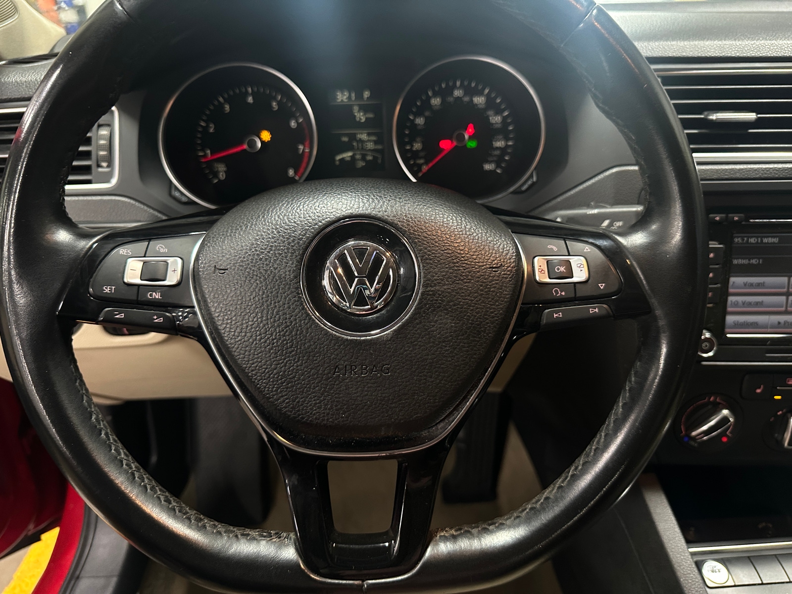 Thumbnail: 2015 Volkswagen Jetta - 5