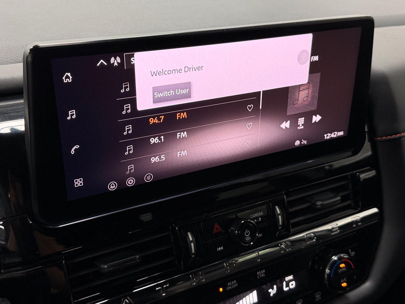 Thumbnail: 2026 Nissan Pathfinder - 3