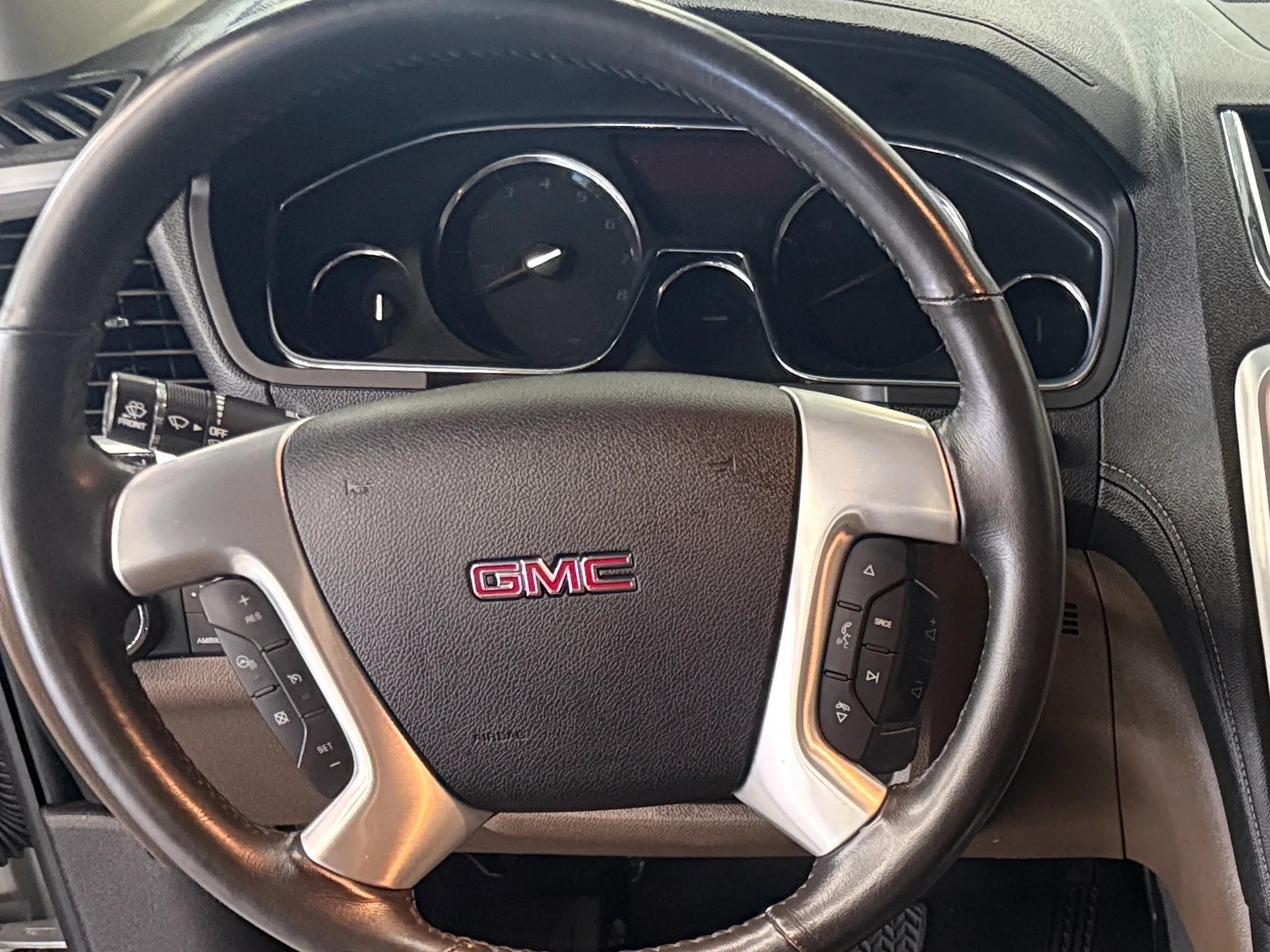 Thumbnail: 2017 GMC Acadia - 4