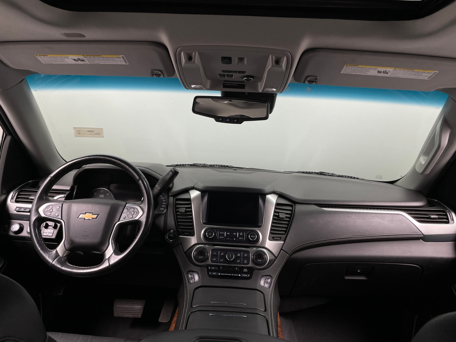 Thumbnail: 2019 Chevrolet Suburban - 2