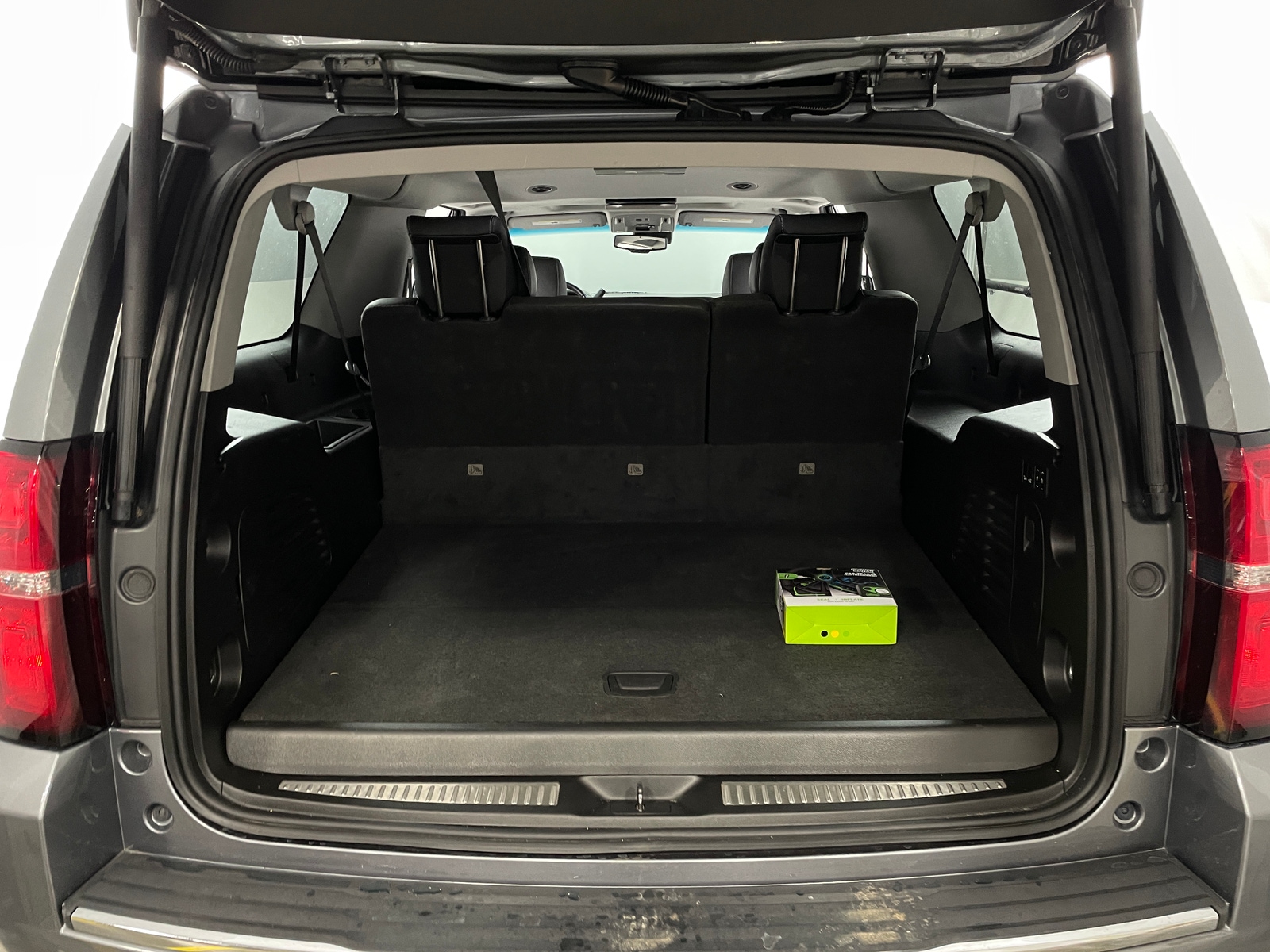 Thumbnail: 2019 Chevrolet Suburban - 6