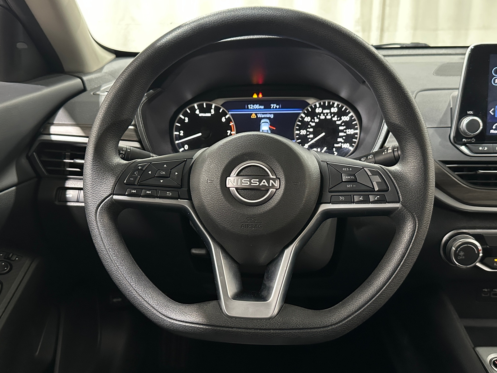 Thumbnail: 2025 Nissan Altima - 5