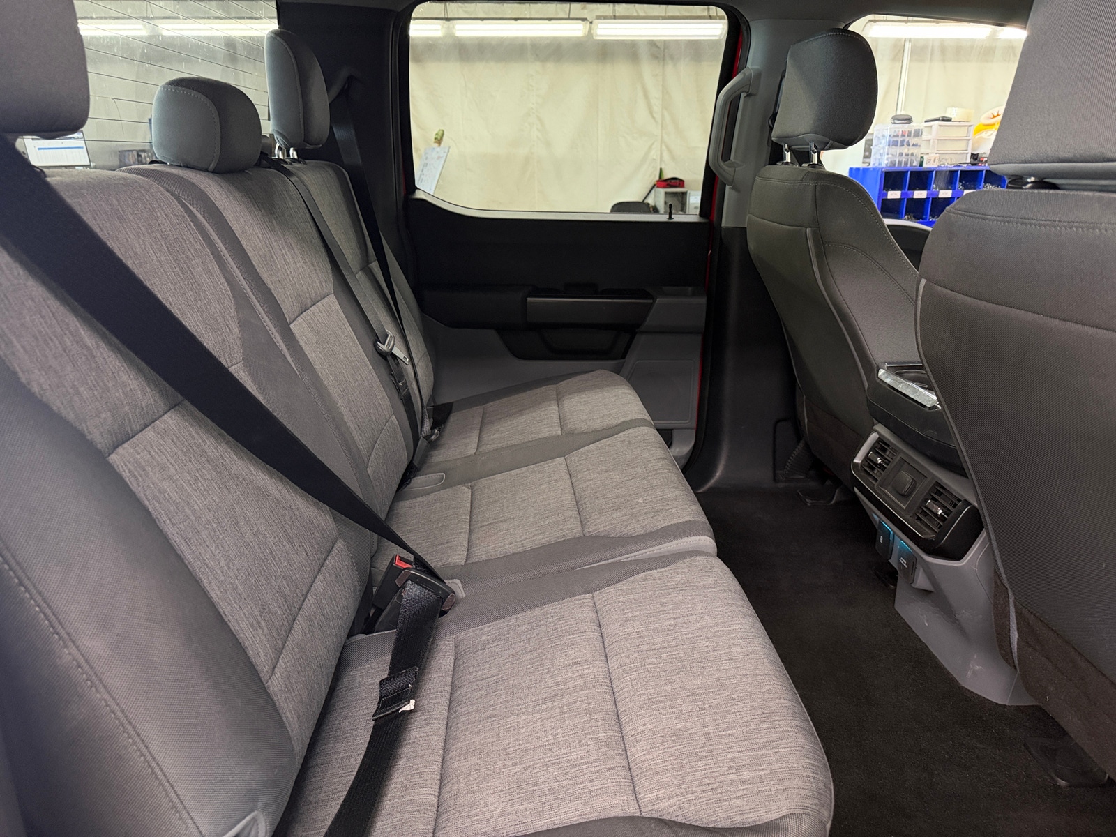 Thumbnail: 2022 Ford Econoline - 6