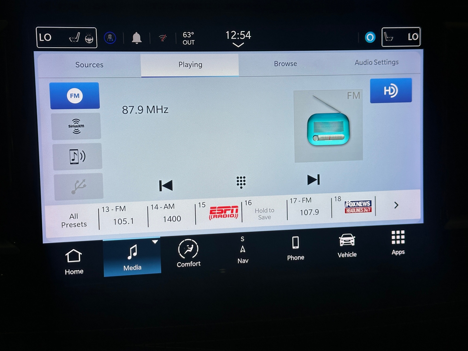 Thumbnail: 2022 Chrysler Pacifica - 3