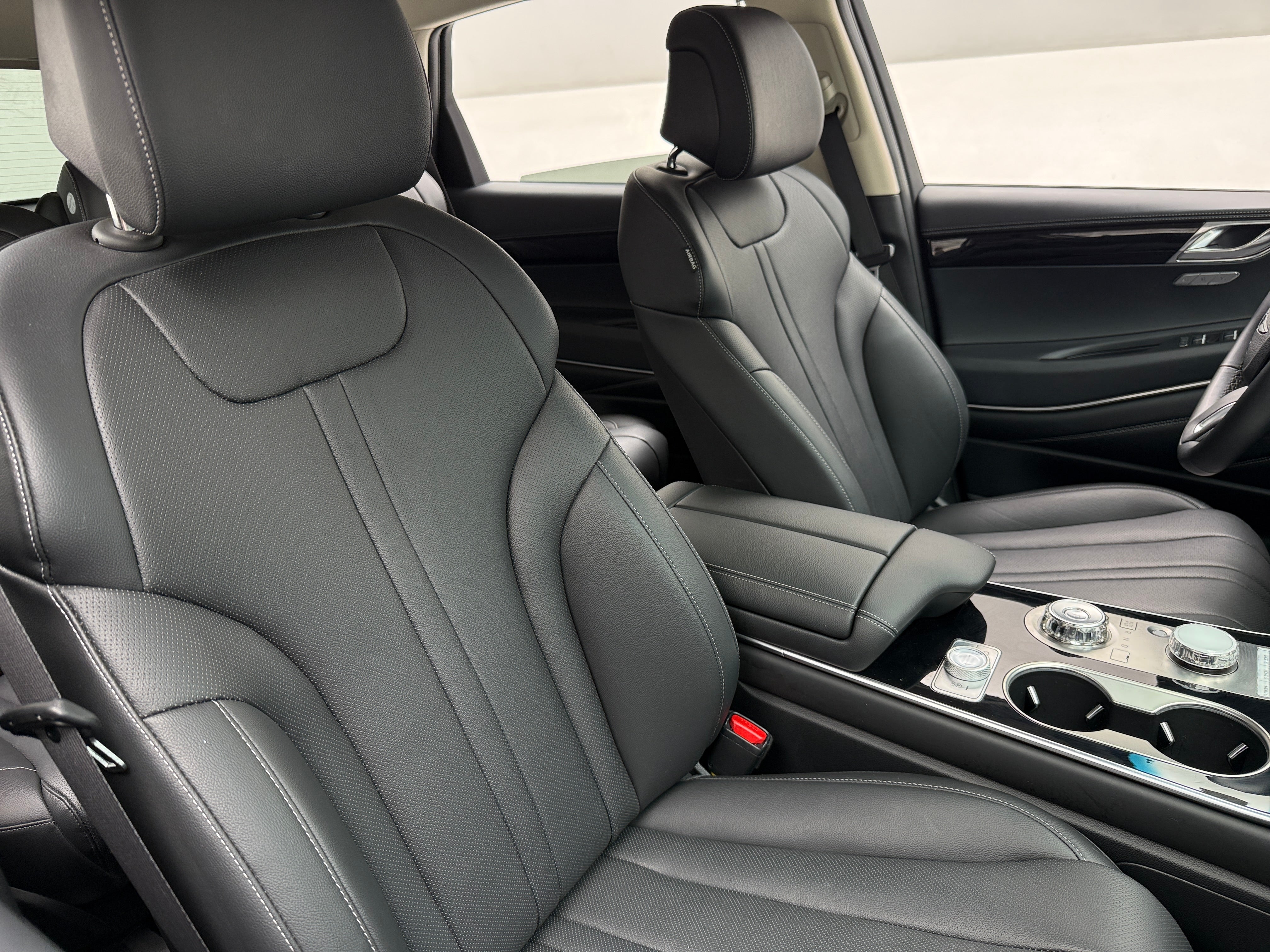 2026 GENESIS GV80 Standard
