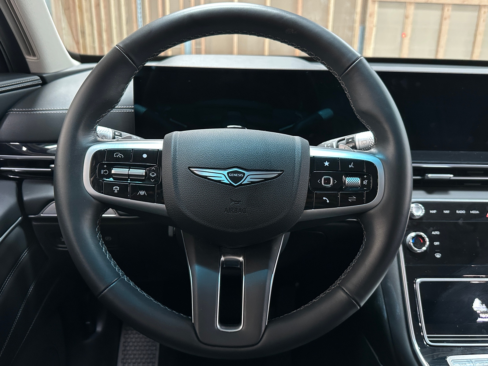 Thumbnail: 2026 Genesis GV80 - 4